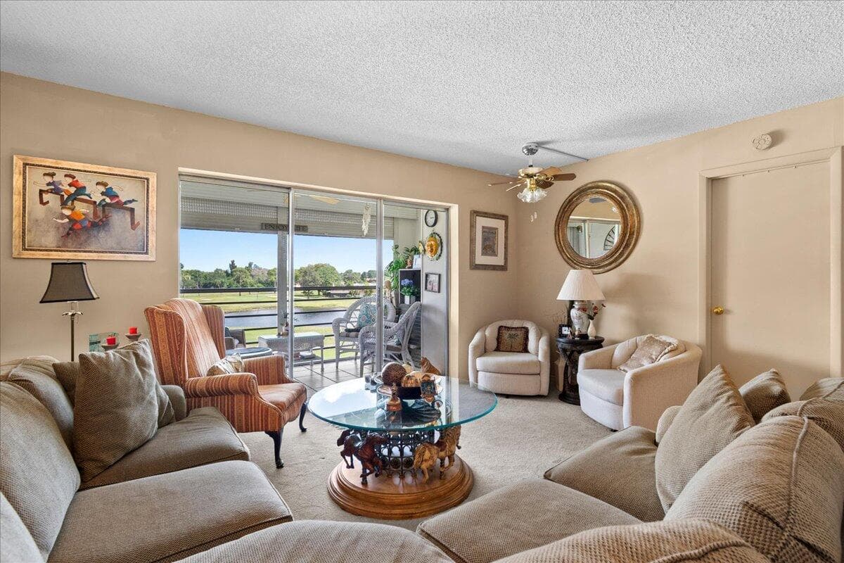 6768 N 10th Avenue 410, Lake Worth, FL 33467 — photo 12 of 37