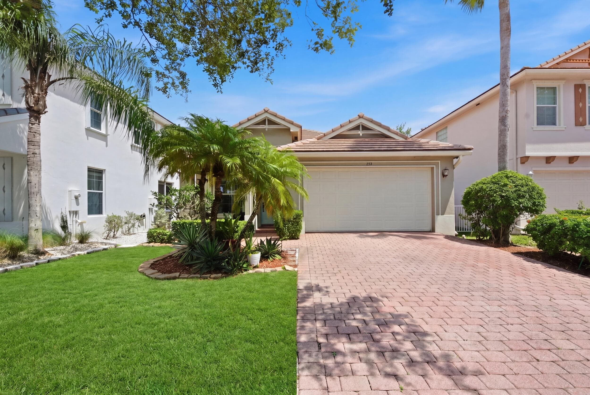 283 Mulberry Grove Road, West Palm Beach, FL 33411 — photo 2 of 37