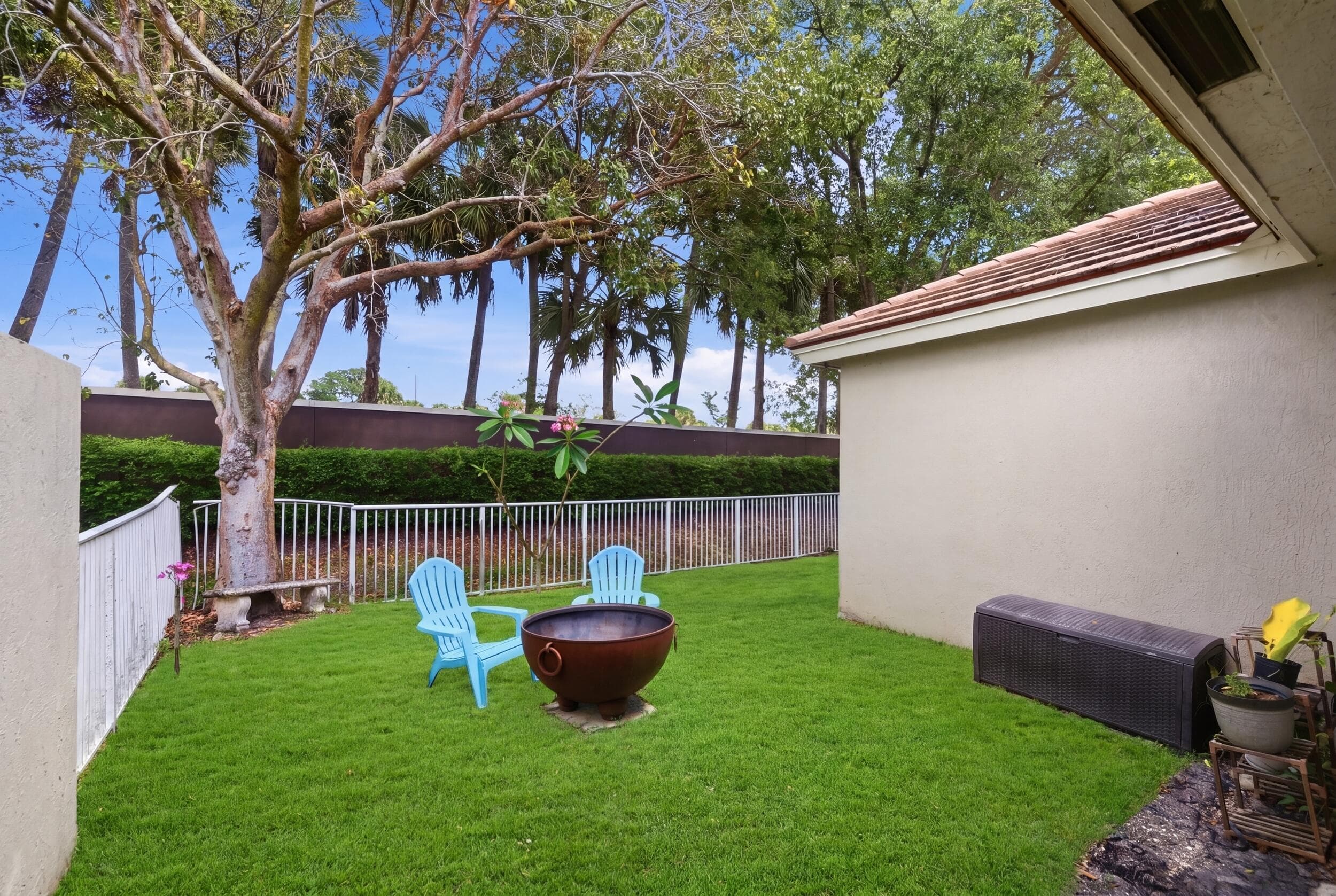 283 Mulberry Grove Road, West Palm Beach, FL 33411 — photo 27 of 37