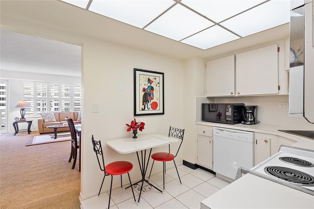 4010 Galt Ocean Drive 1609, Fort Lauderdale, FL 33308 — photo 12 of 19
