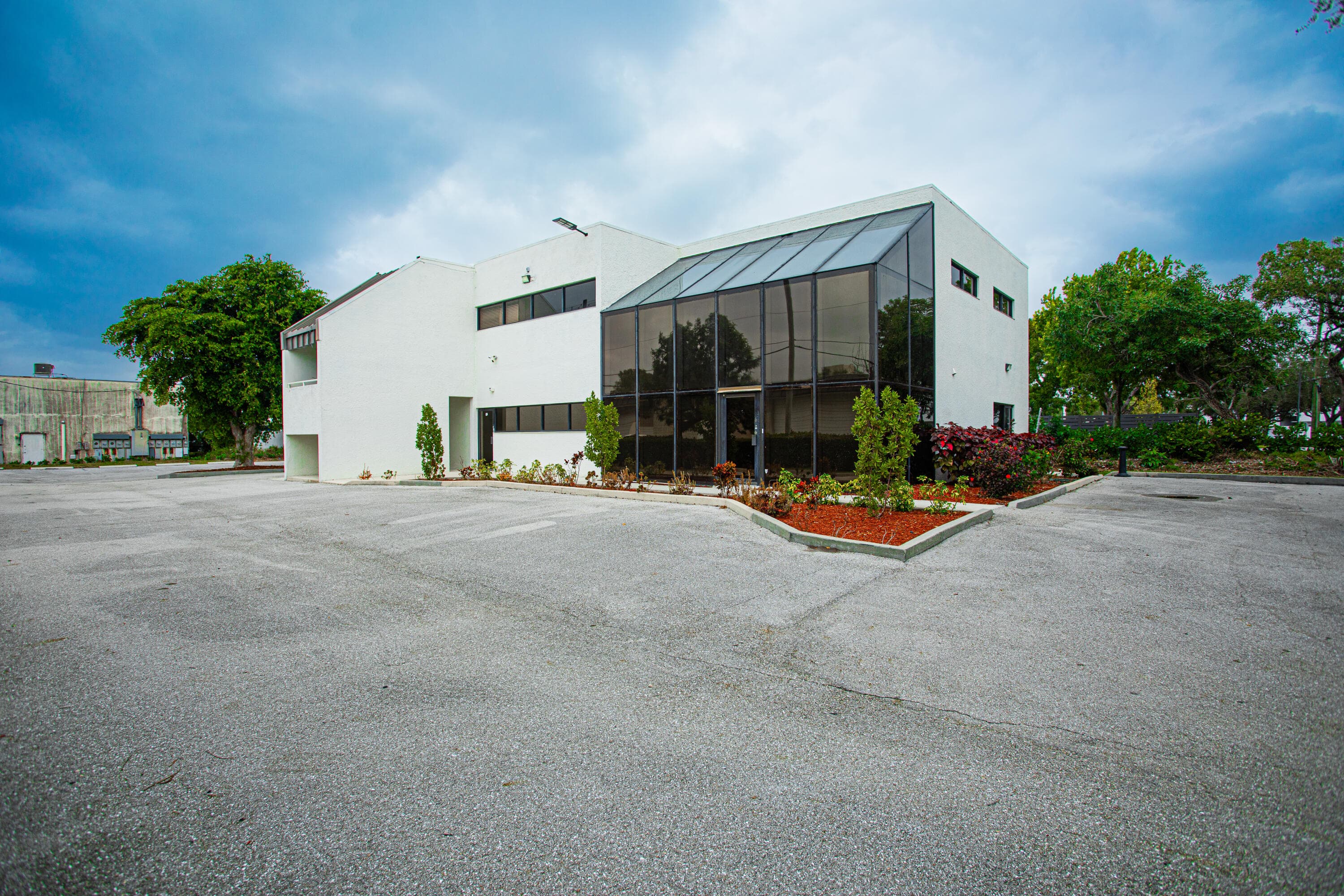 1700 Okeechobee Road, West Palm Beach, FL 33409 — photo 2 of 21