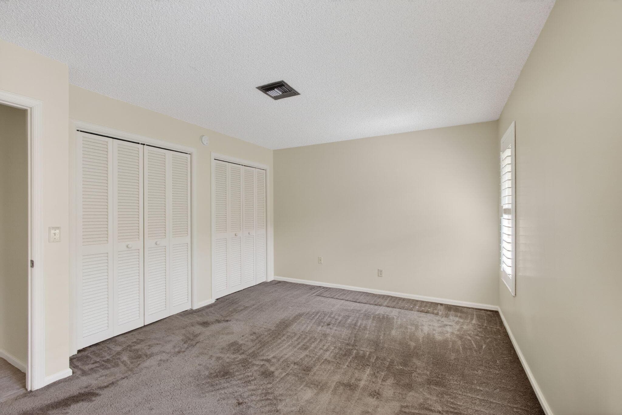 9820 Jonquil Circle N, Palm Beach Gardens, FL 33410 — photo 30 of 51