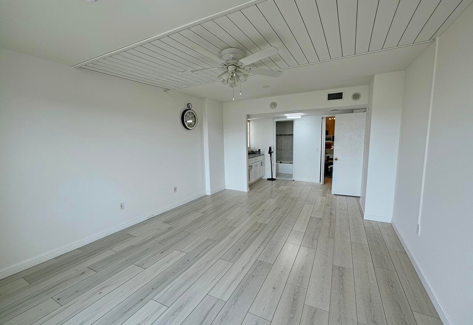 3731 N Country Club Drive 529, Aventura, FL 33180 — photo 13 of 46
