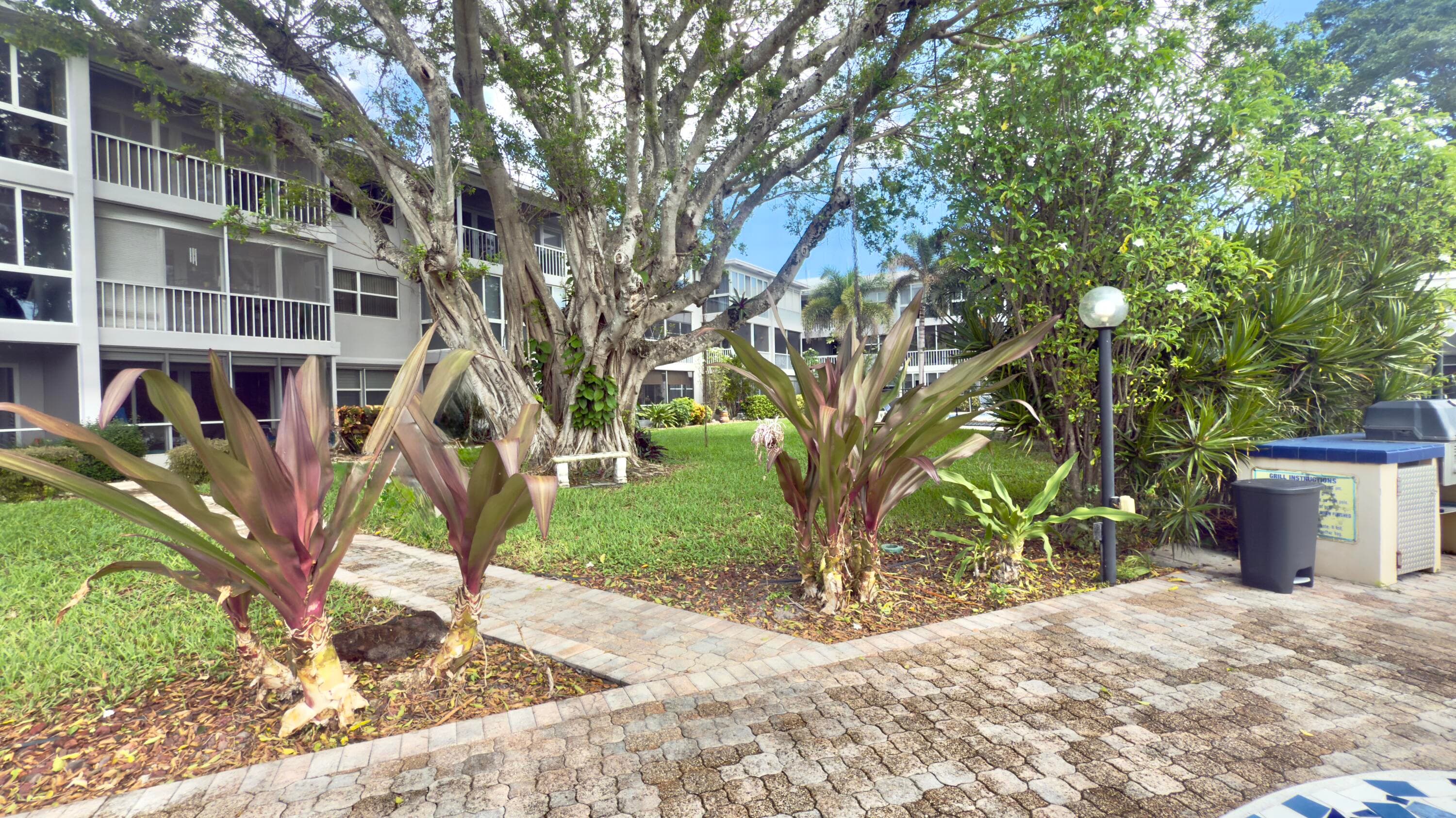 1200 SW 12th Street SW 305, Fort Lauderdale, FL 33315 — photo 1 of 32