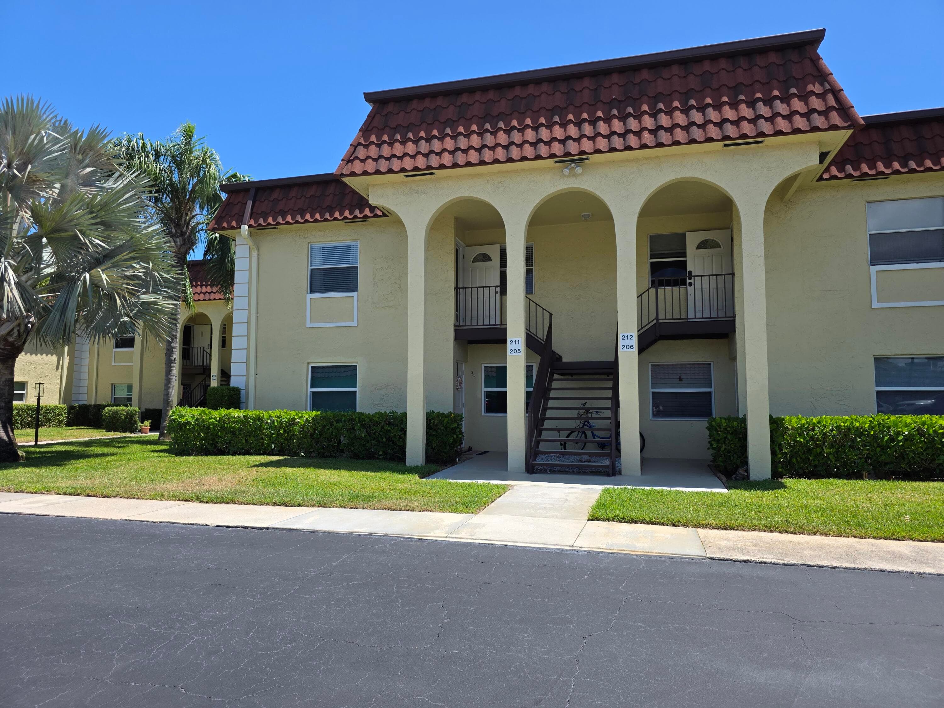 717 S Us Highway 1 211, Jupiter, FL 33477 — photo 1 of 34