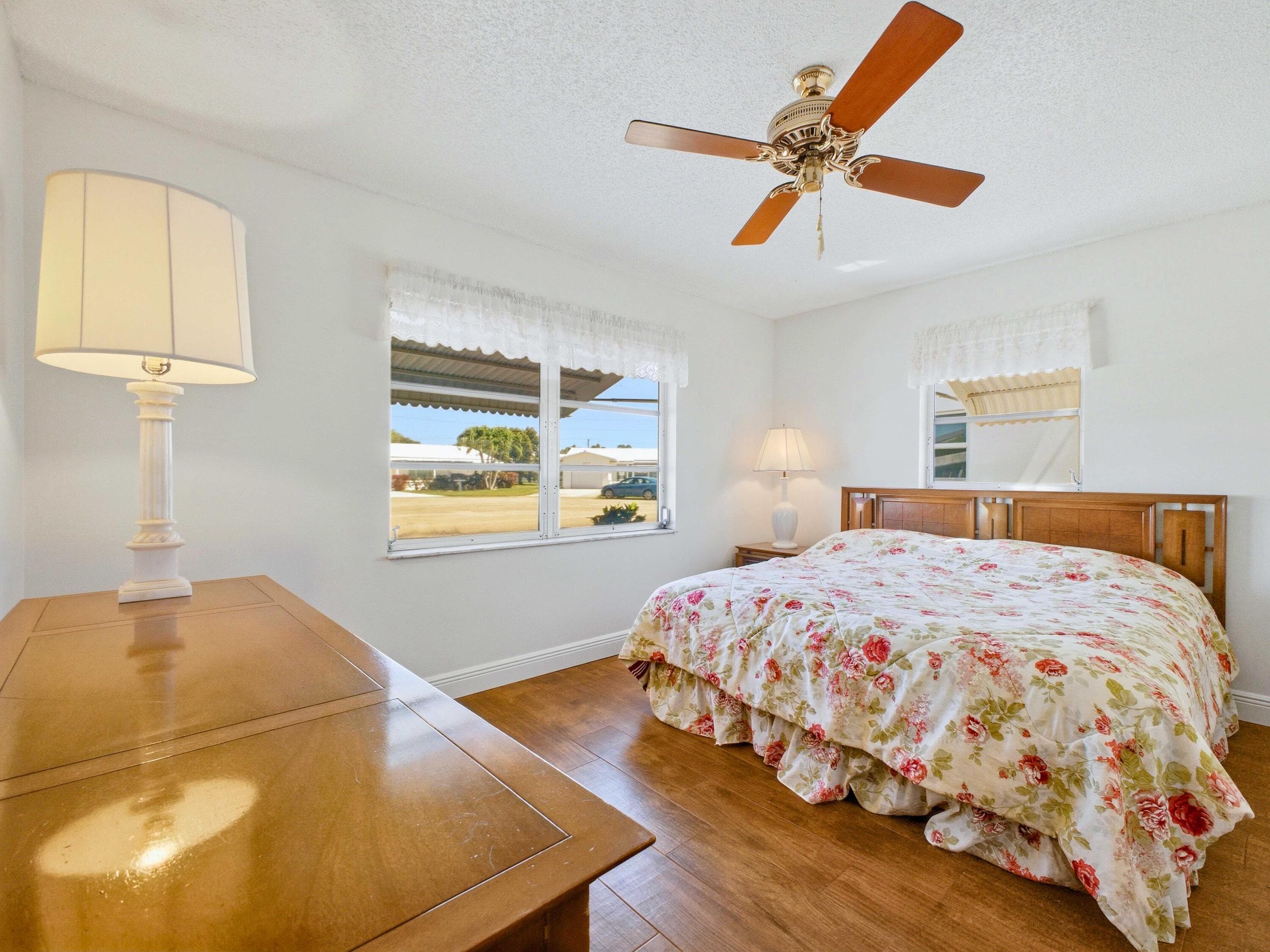 2020 SW 17th Avenue, Boynton Beach, FL 33426 — photo 16 of 36