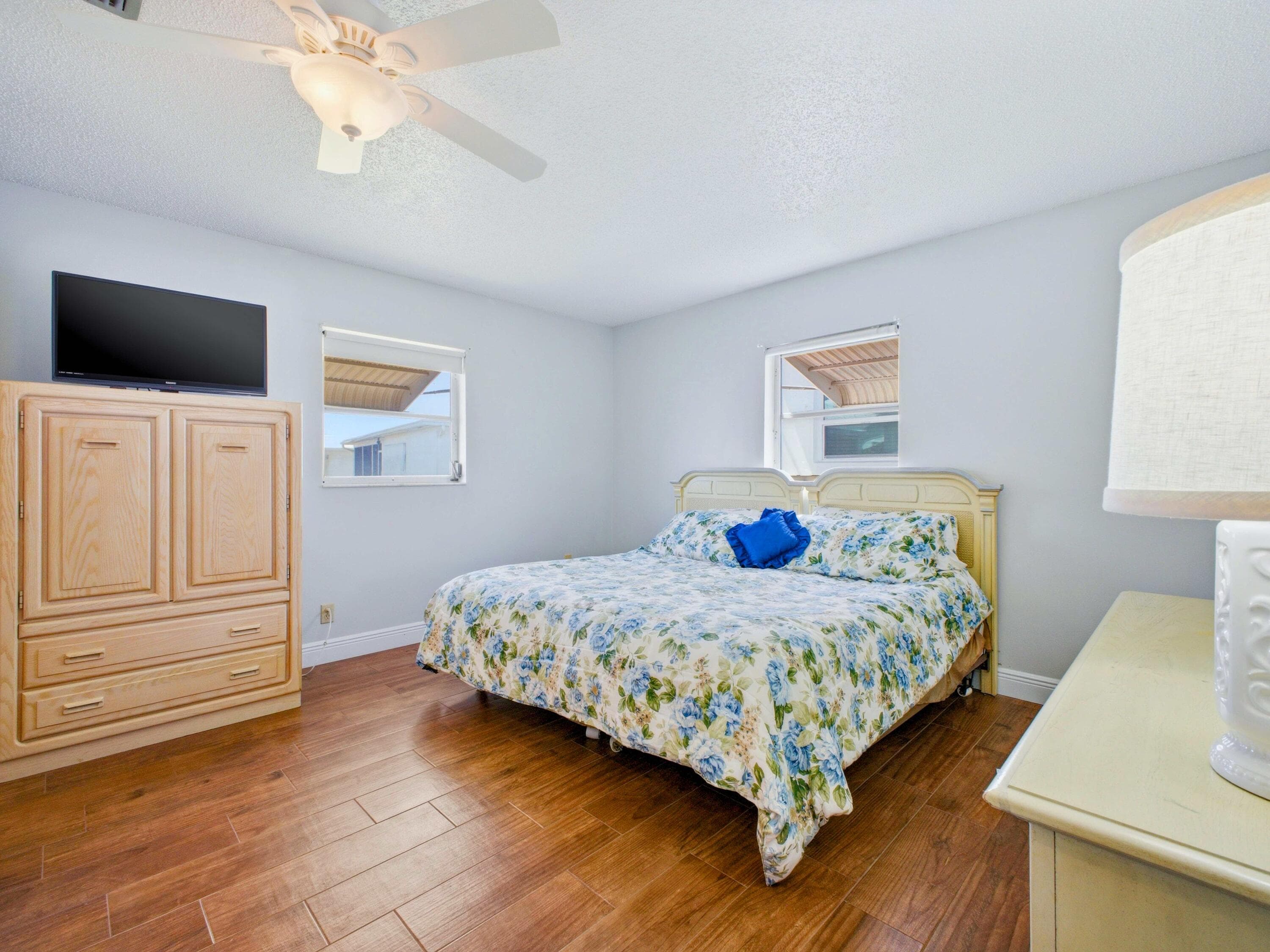 2020 SW 17th Avenue, Boynton Beach, FL 33426 — photo 19 of 36