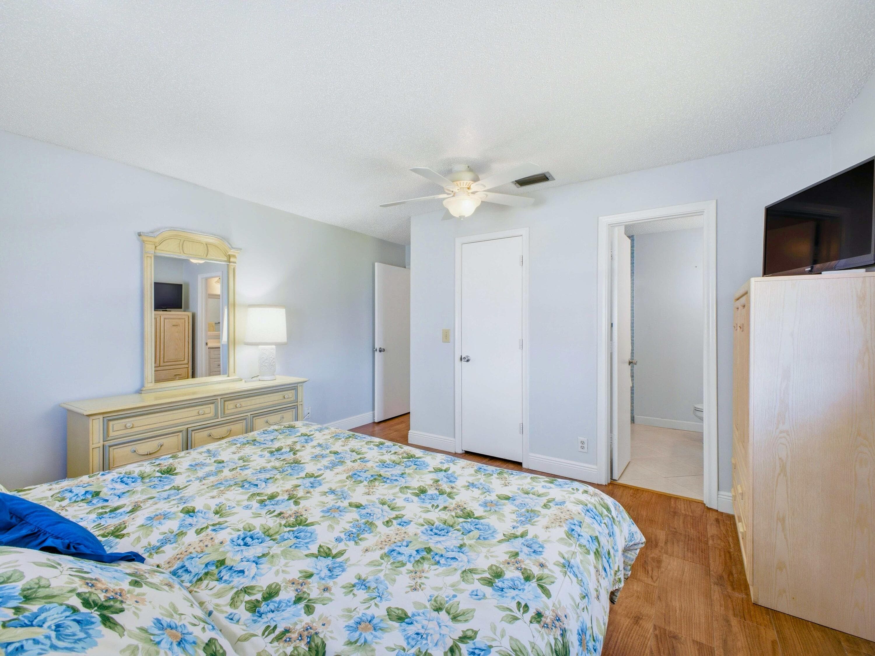 2020 SW 17th Avenue, Boynton Beach, FL 33426 — photo 21 of 36