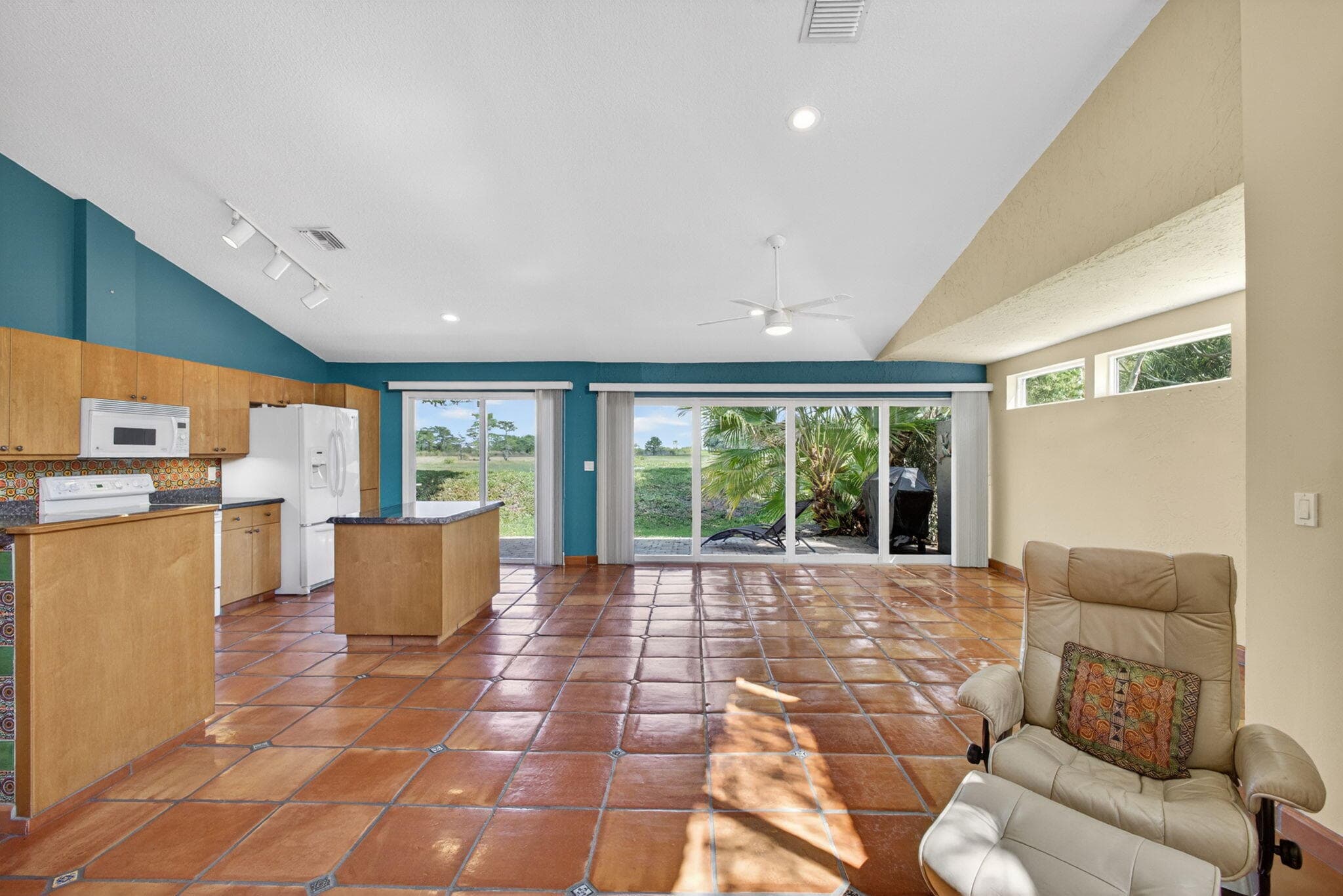 1404 Mahogany Place, Palm Beach Gardens, FL 33418 — photo 14 of 60