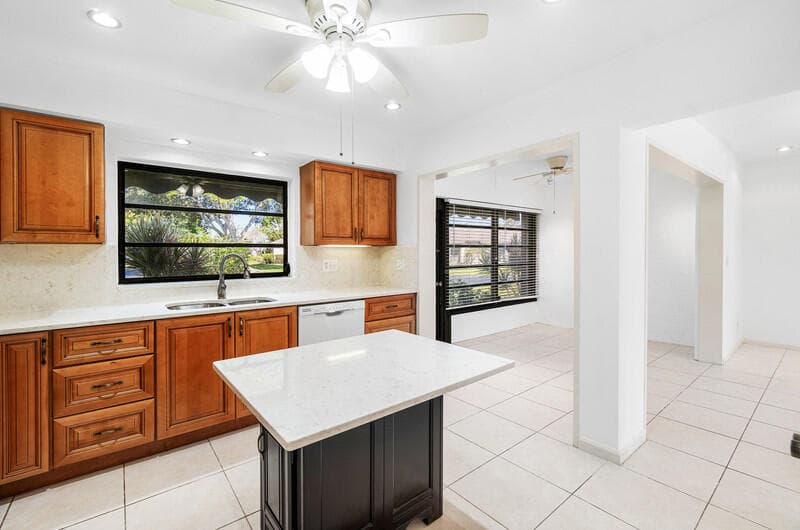10120 Eaglewood Terrace B, Boynton Beach, FL 33436 — photo 16 of 37