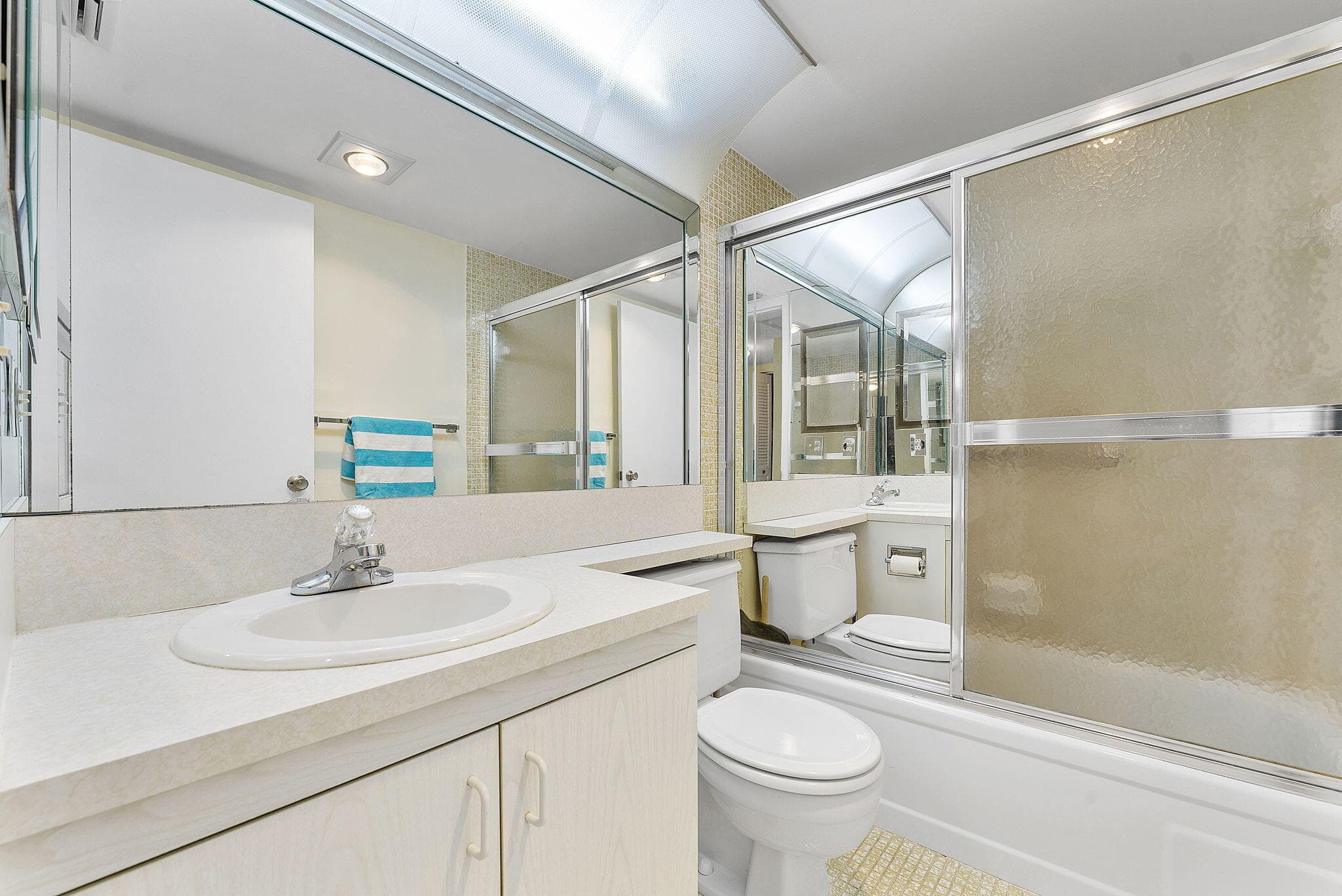 3027 Guildford B, Boca Raton, FL 33434 — photo 22 of 38