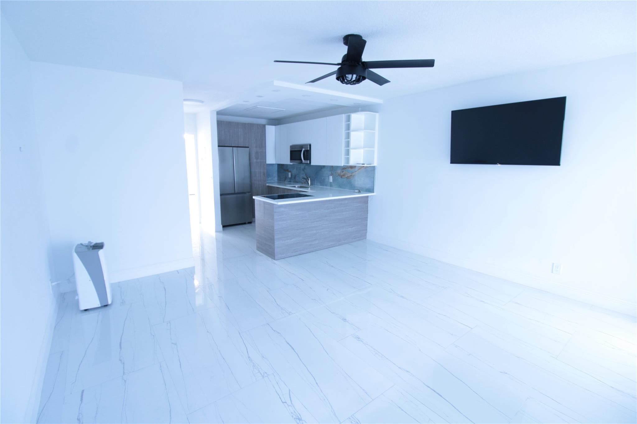 600 Layne Boulevard 119, Hallandale Beach, FL 33009 — photo 8 of 14