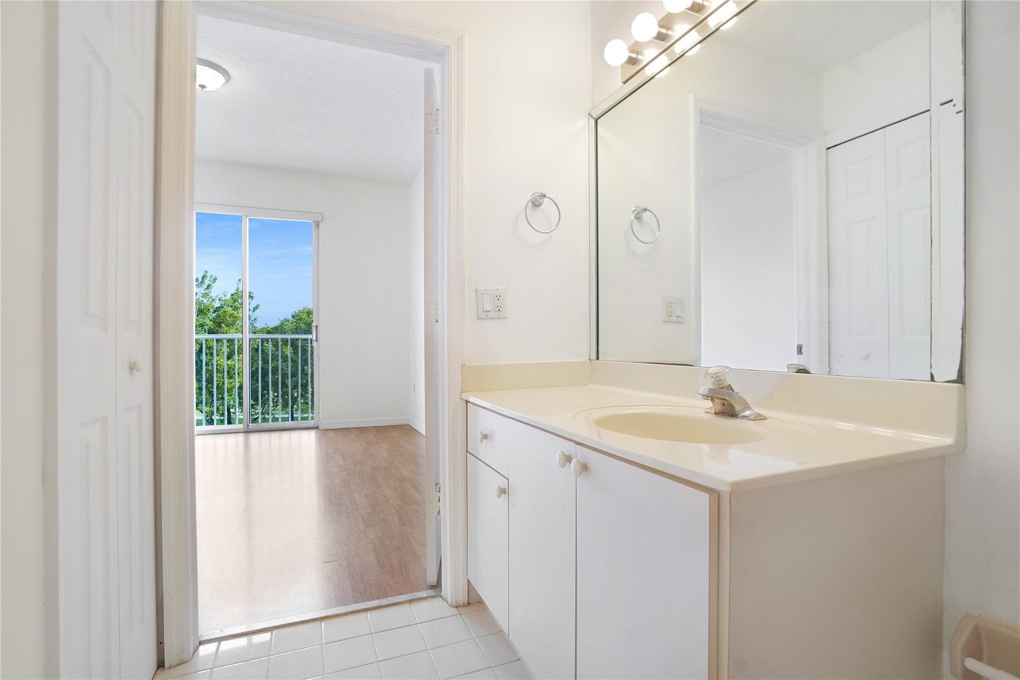 7085 Nova Drive 319, Davie, FL 33317 — photo 7 of 44