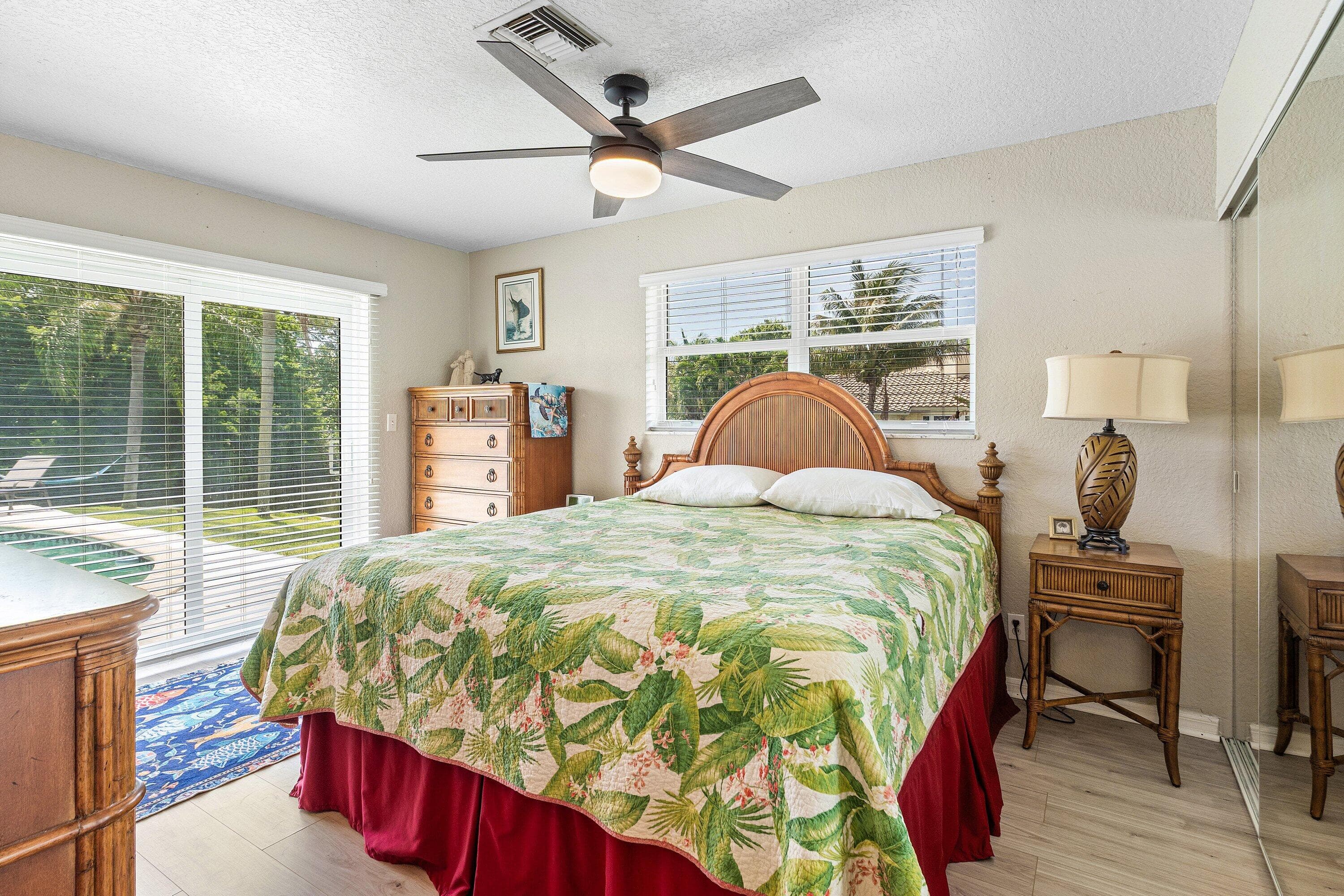 598 W Palmetto Park Road, Boca Raton, FL 33432 — photo 18 of 46