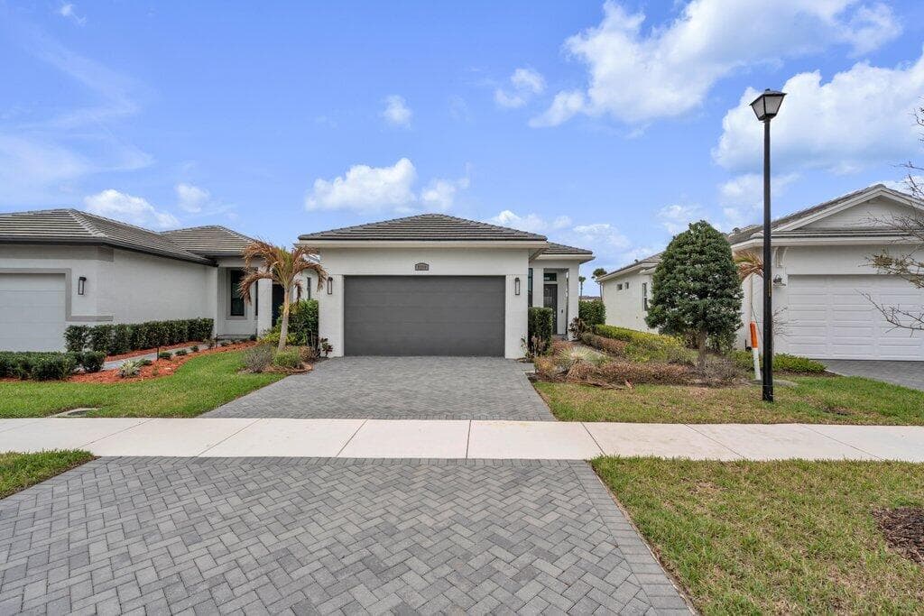 9399 SW Pepoli Way, Port St. Lucie, FL 34987 — photo 8 of 46