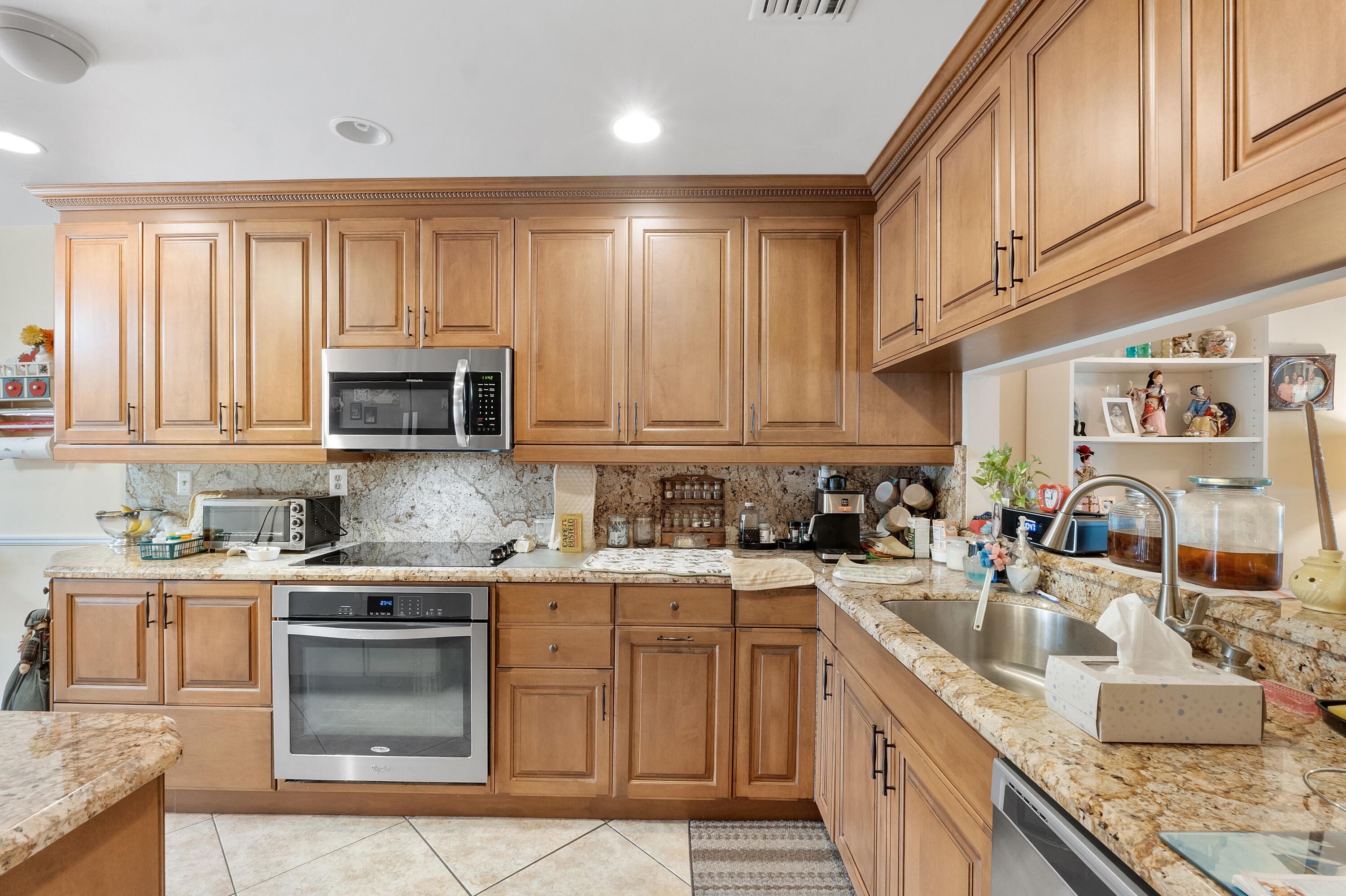21566 Coronado Avenue, Boca Raton, FL 33433 — photo 8 of 38