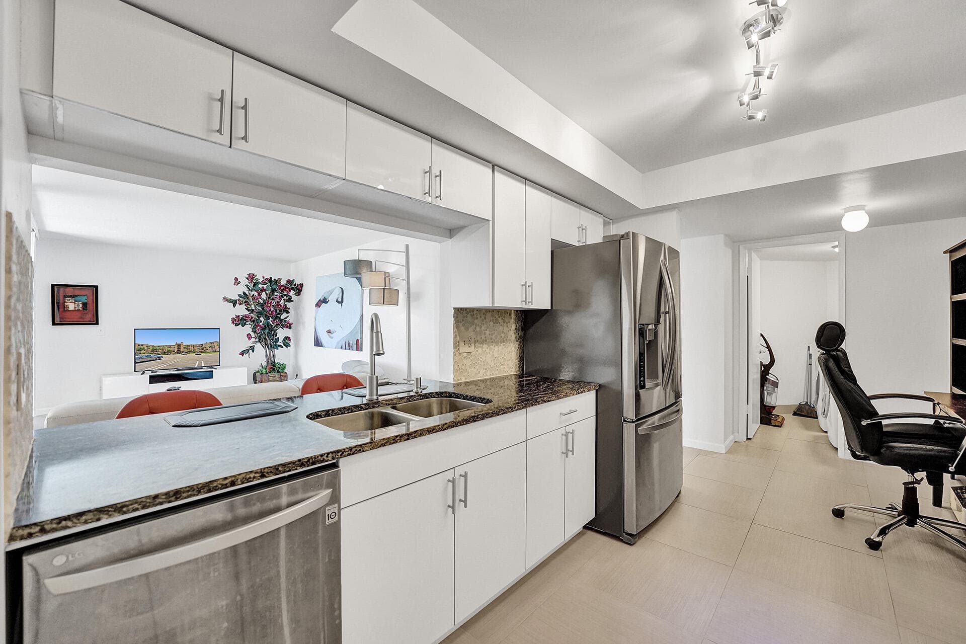 2255 Lindell Boulevard 4303, Delray Beach, FL 33444 — photo 10 of 40