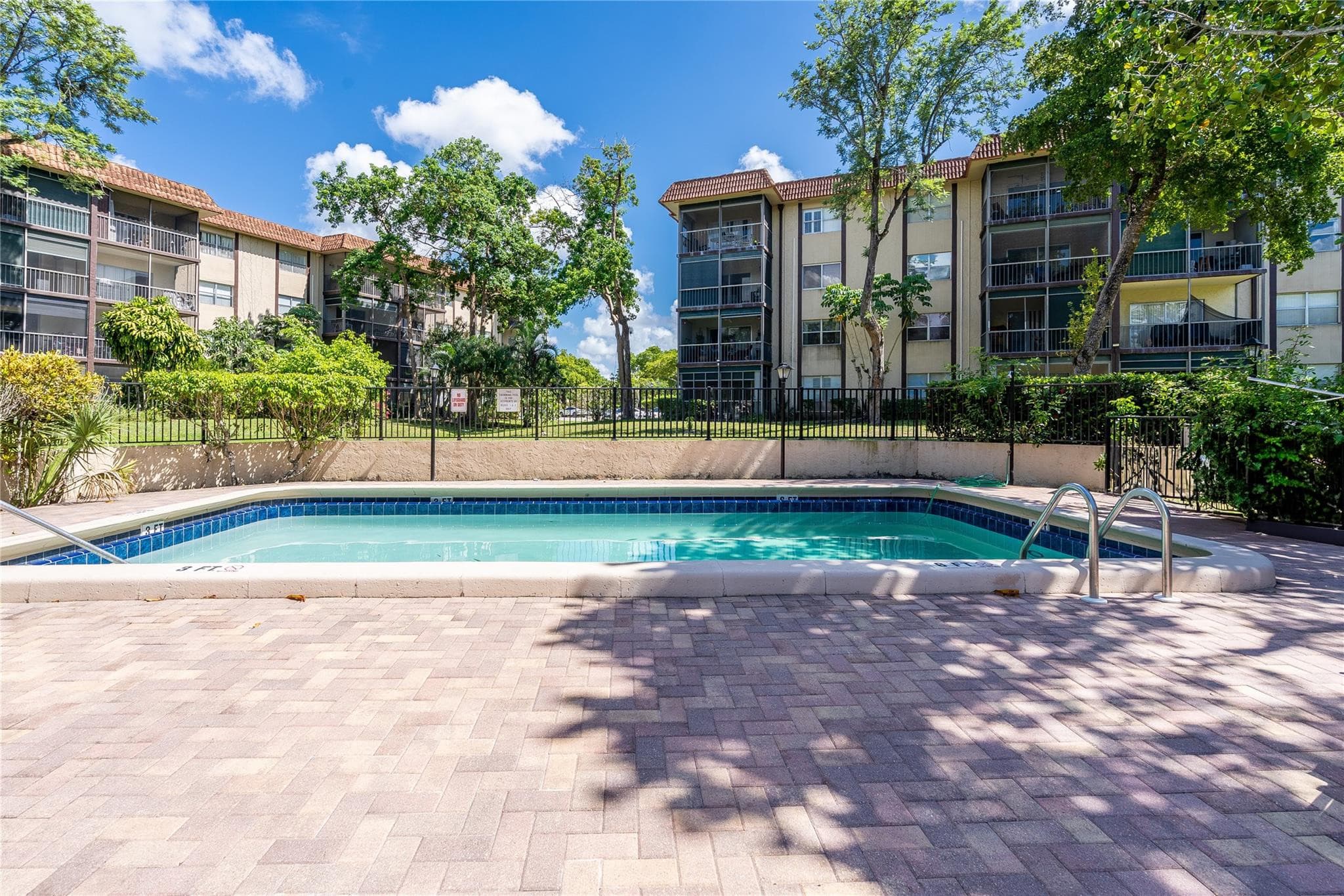 6201 N Falls Cir Drive 403, Lauderhill, FL 33319 — photo 28 of 39