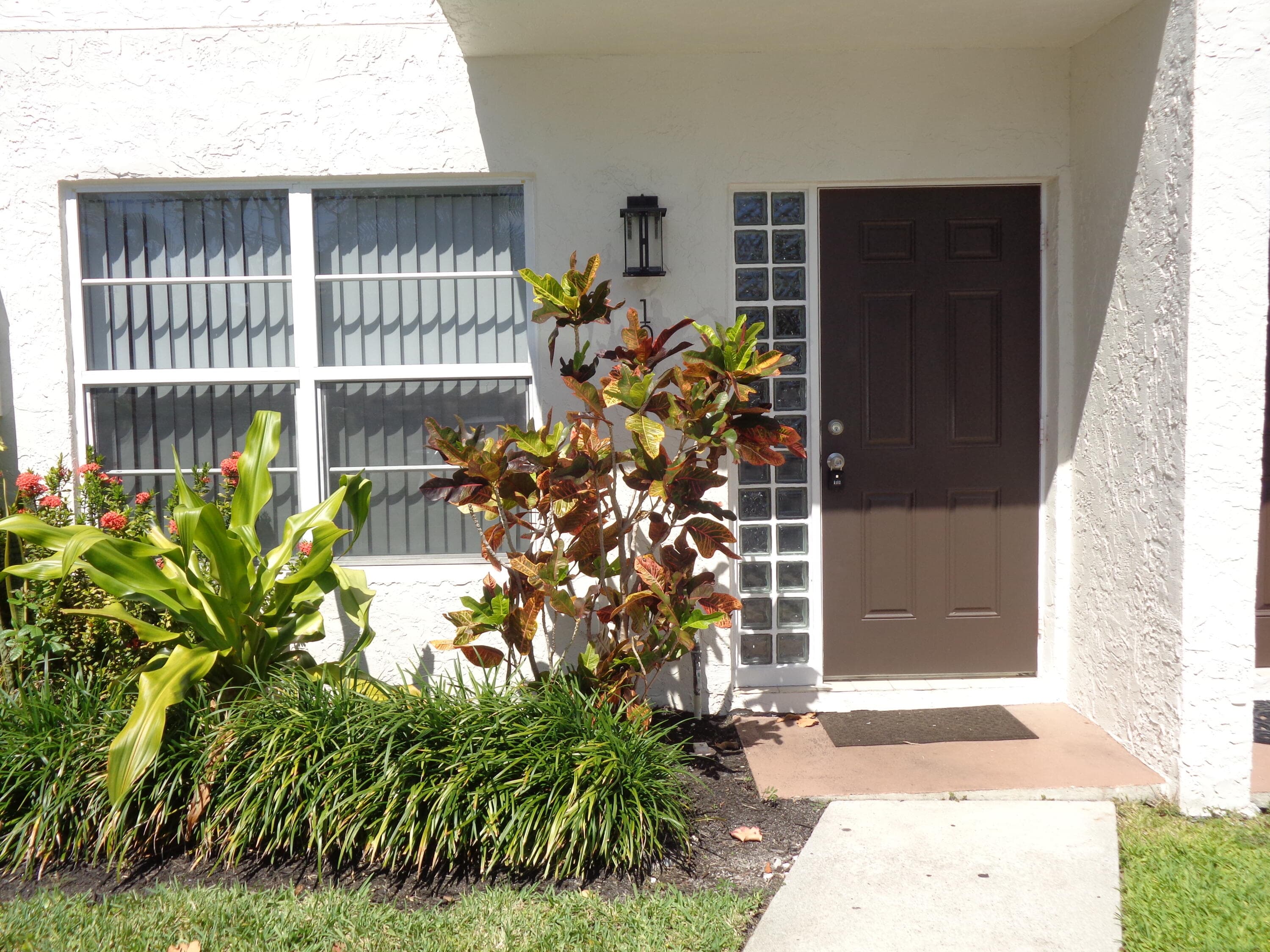 1917 NE 3rd Street 103, Deerfield Beach, FL 33441 — photo 2 of 28