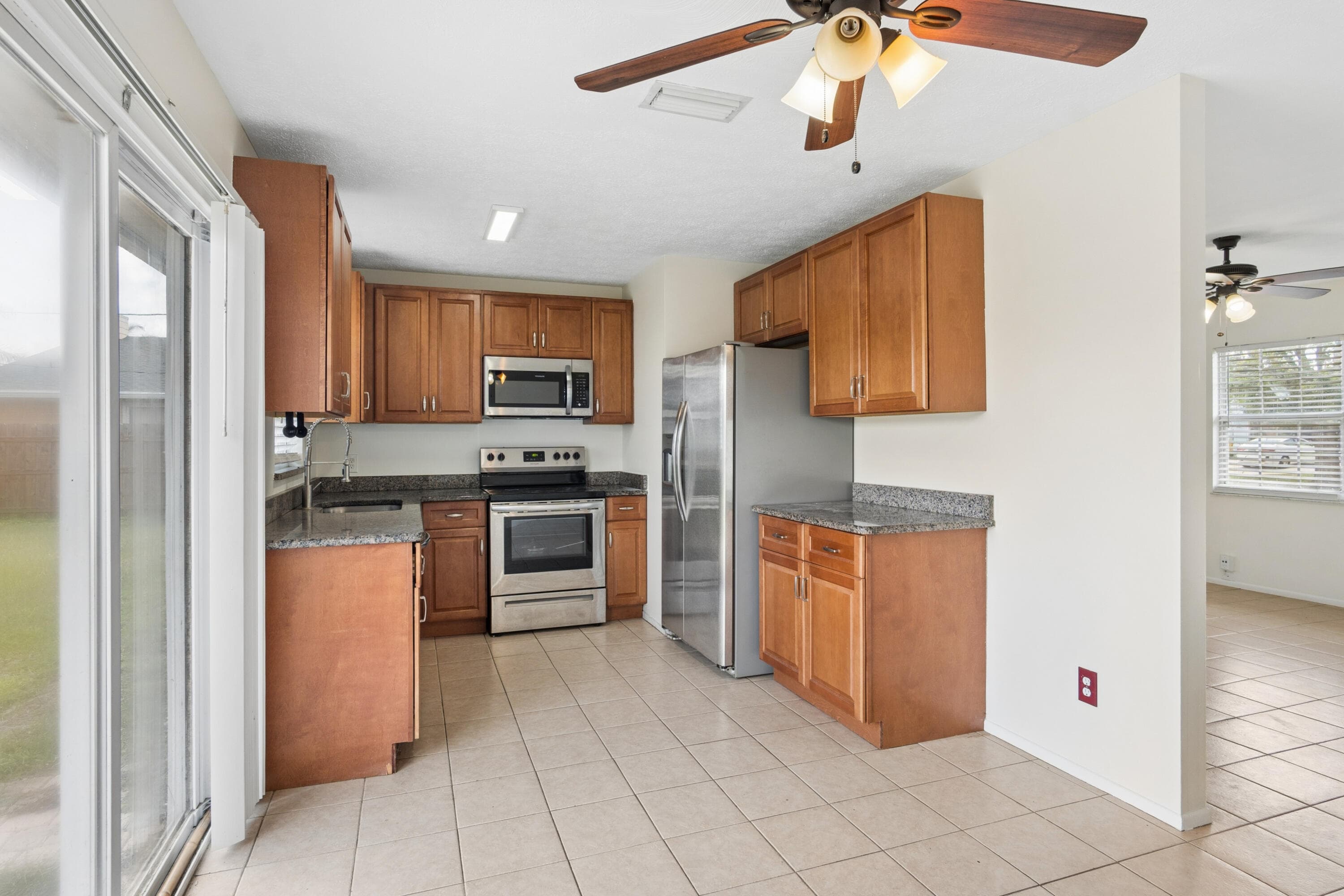 825 SW Canary Terrace, Port St. Lucie, FL 34953 — photo 7 of 33