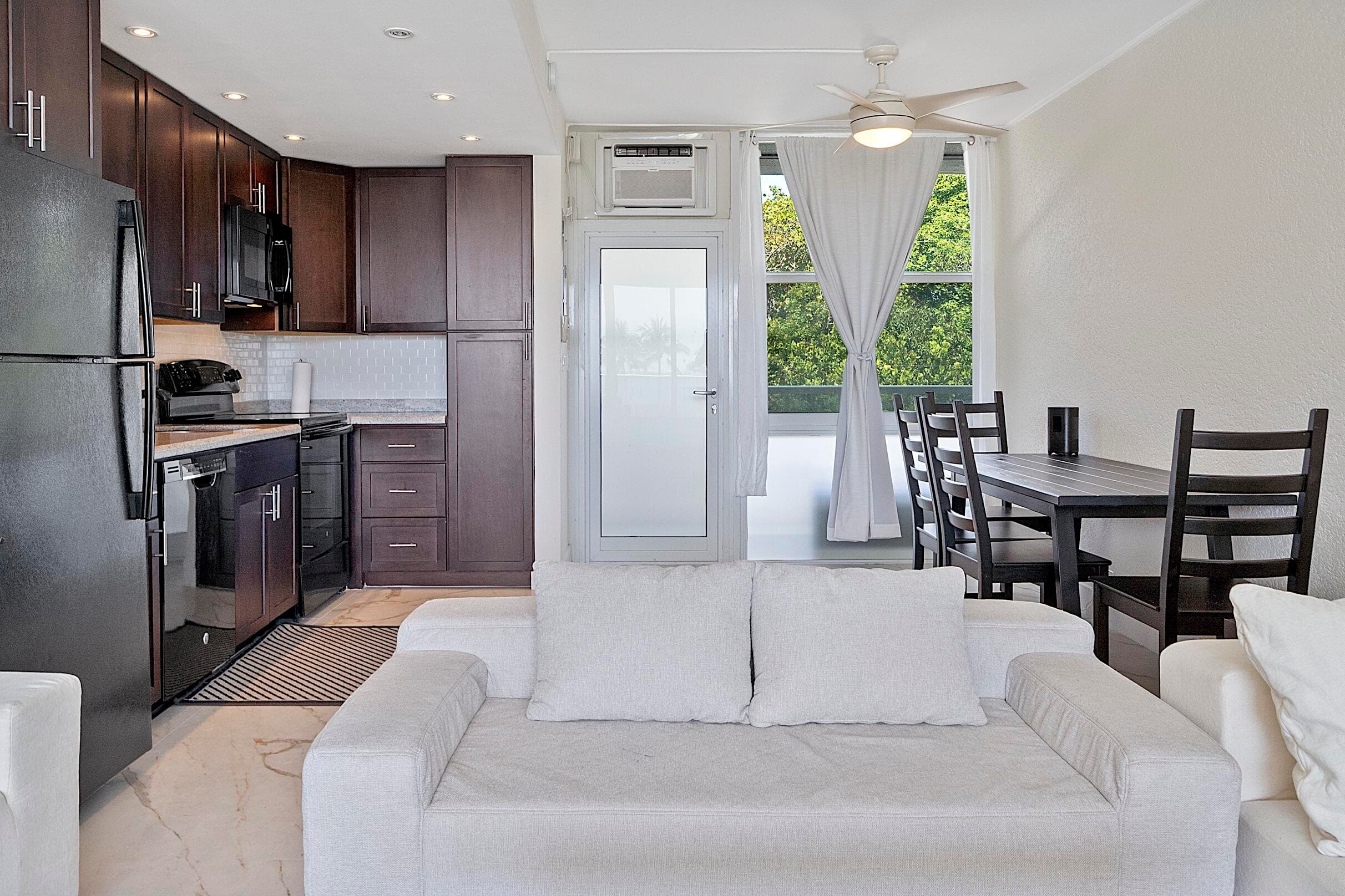 1200 N Fort Lauderdale Beach Boulevard 204, Fort Lauderdale, FL 33304 — photo 4 of 29