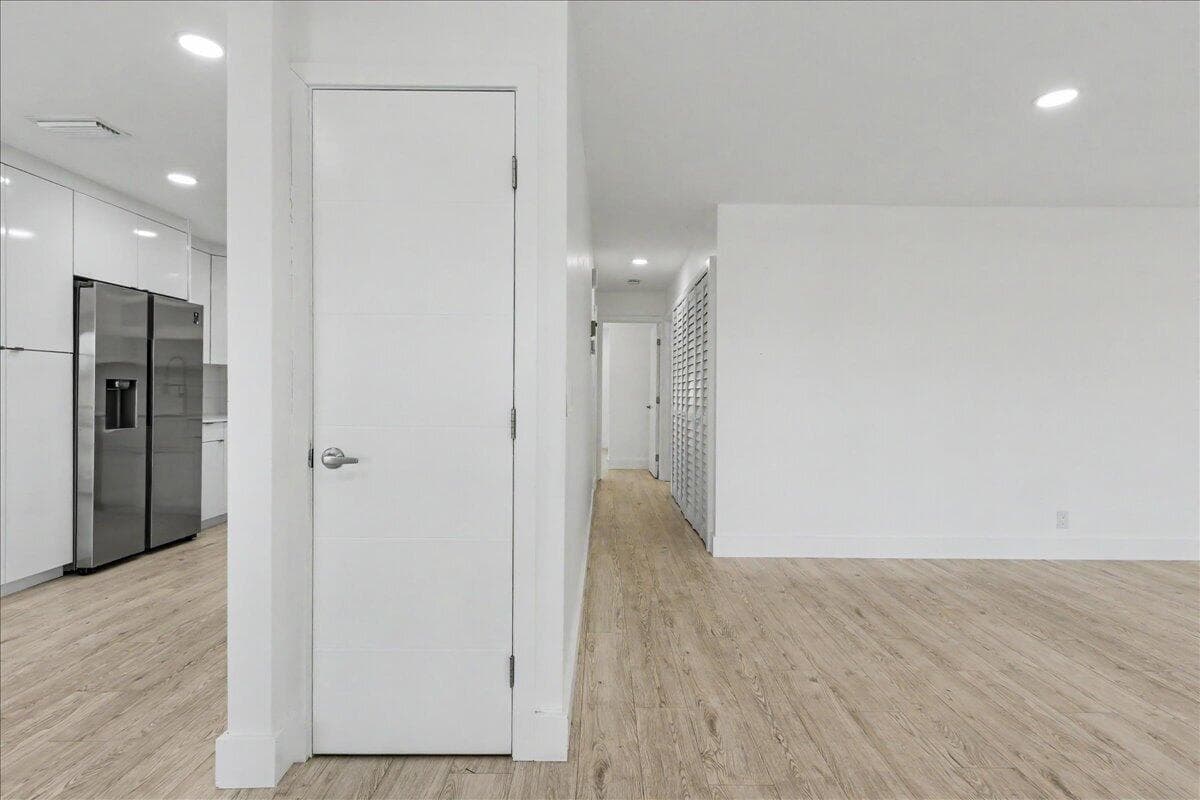 201 SW 1st Street 9, Boca Raton, FL 33432 — photo 2 of 38