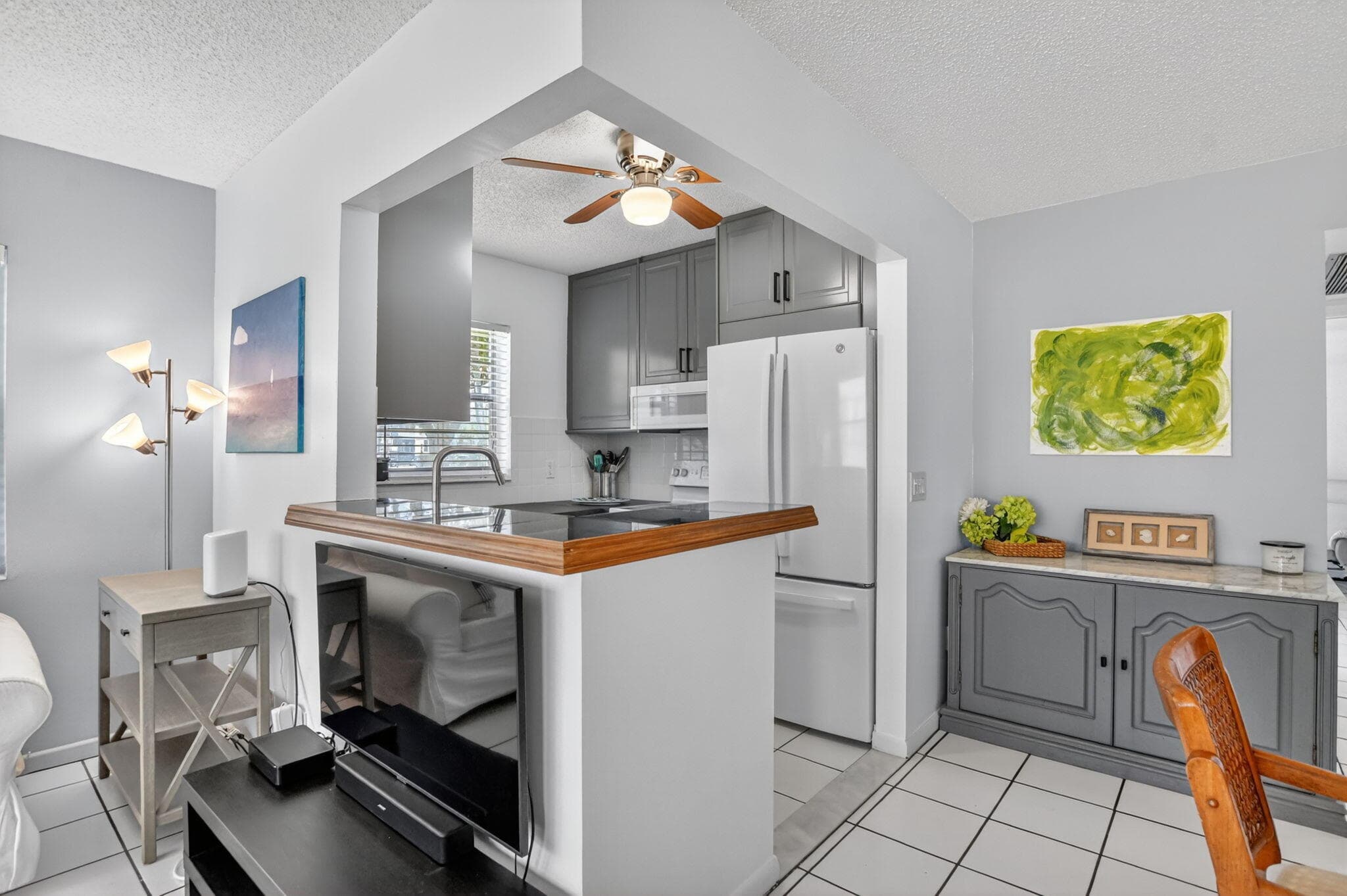 492 W Tilford W, Deerfield Beach, FL 33442 — photo 6 of 97