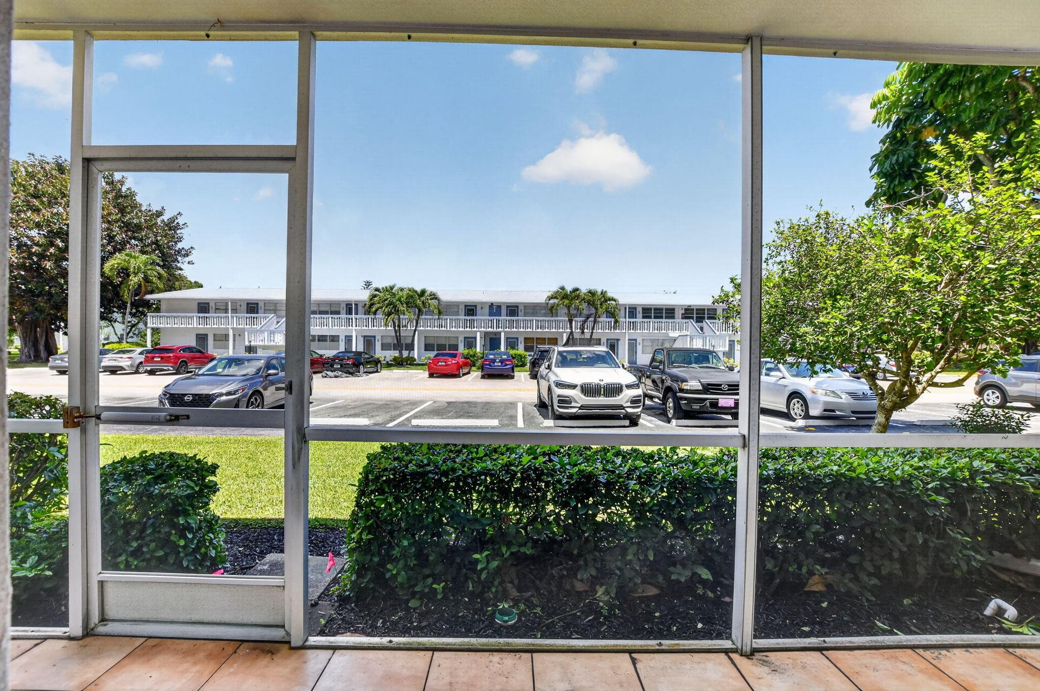 492 W Tilford W, Deerfield Beach, FL 33442 — photo 20 of 97