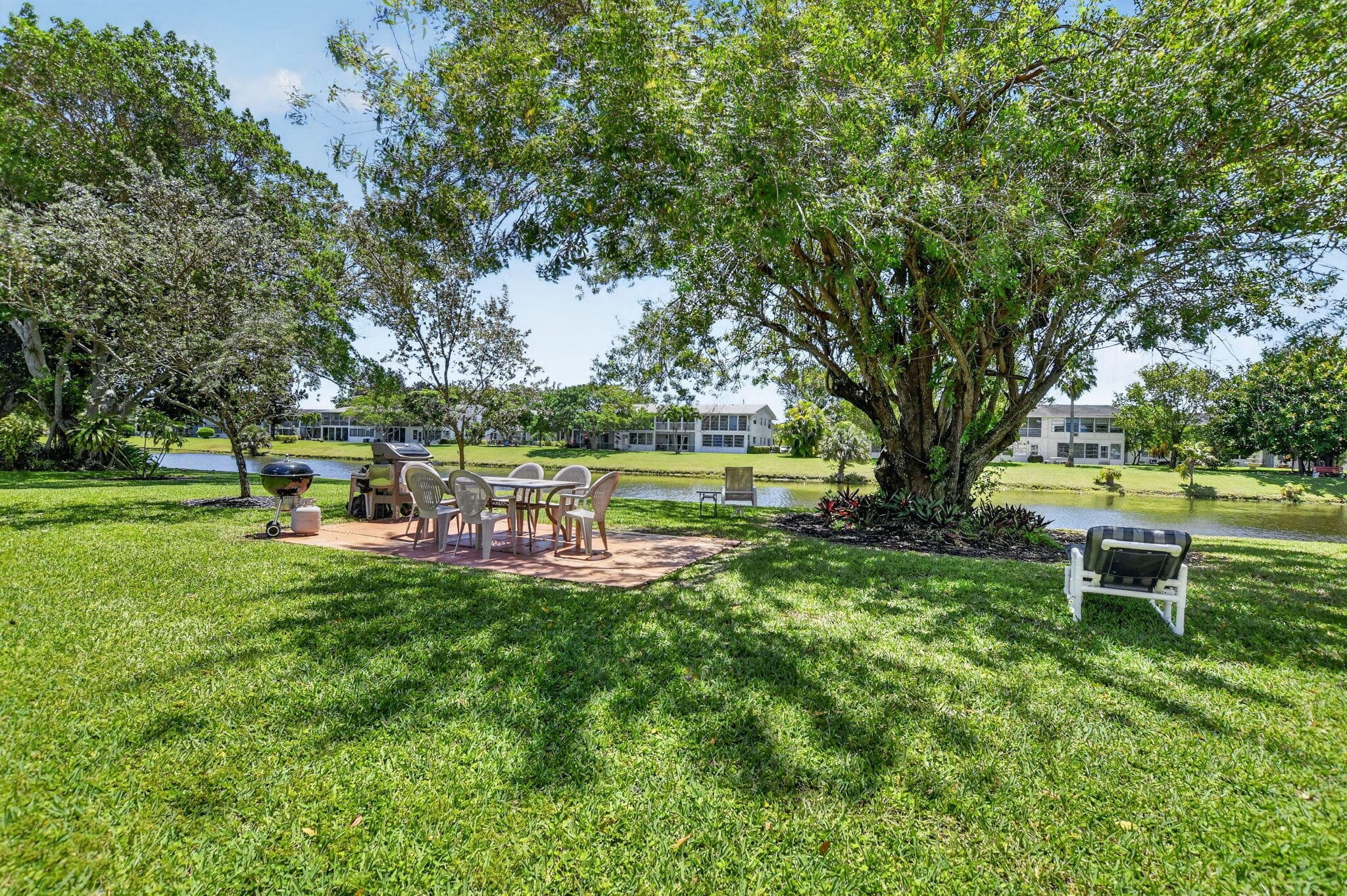492 W Tilford W, Deerfield Beach, FL 33442 — photo 33 of 97