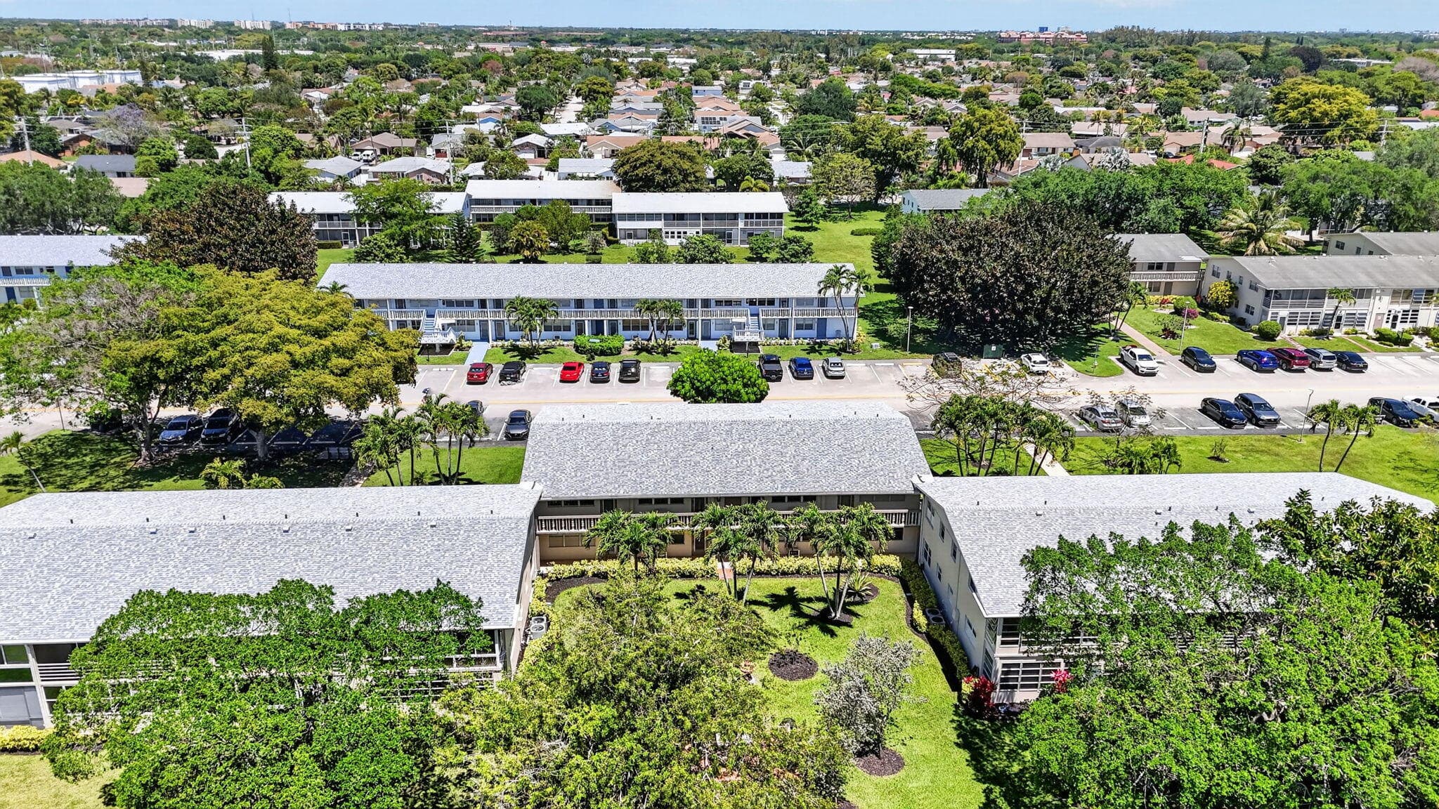 492 W Tilford W, Deerfield Beach, FL 33442 — photo 48 of 97
