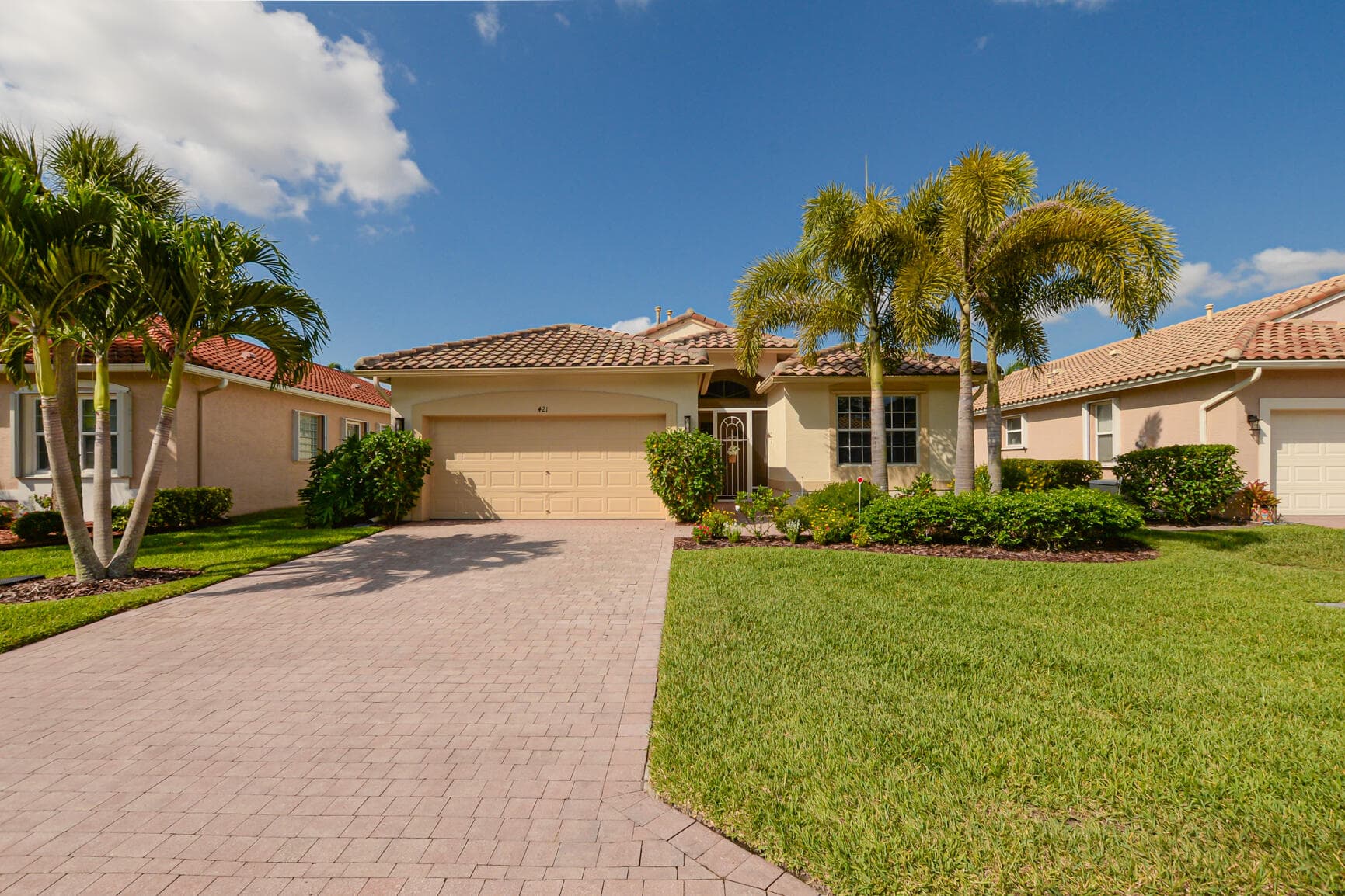 421 NW Sunview Way, Port St. Lucie, FL 34986 — photo 1 of 48