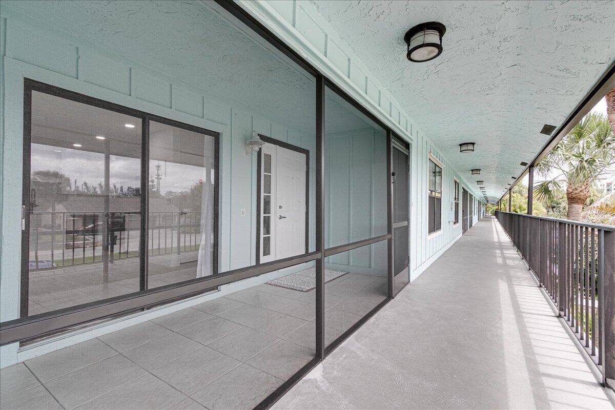 201 SW 1st Street 9, Boca Raton, FL 33432 — photo 33 of 38