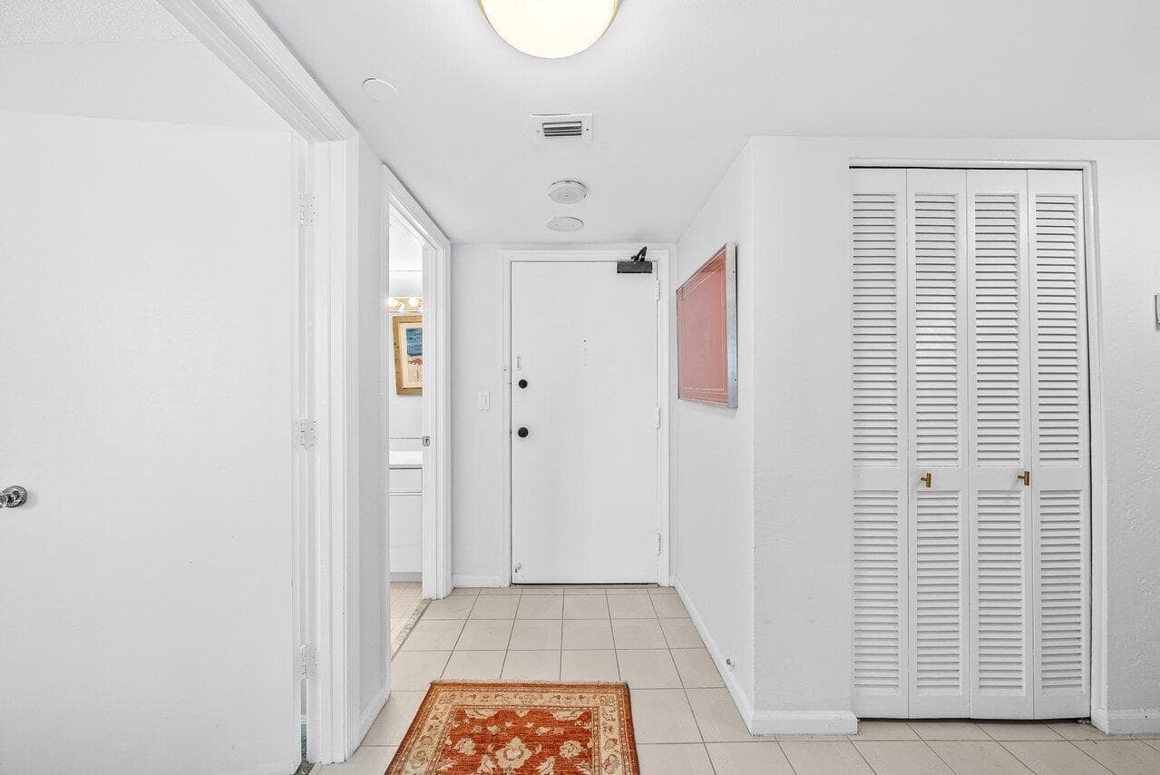 3560 S Ocean Boulevard 809, South Palm Beach, FL 33480 — photo 3 of 39