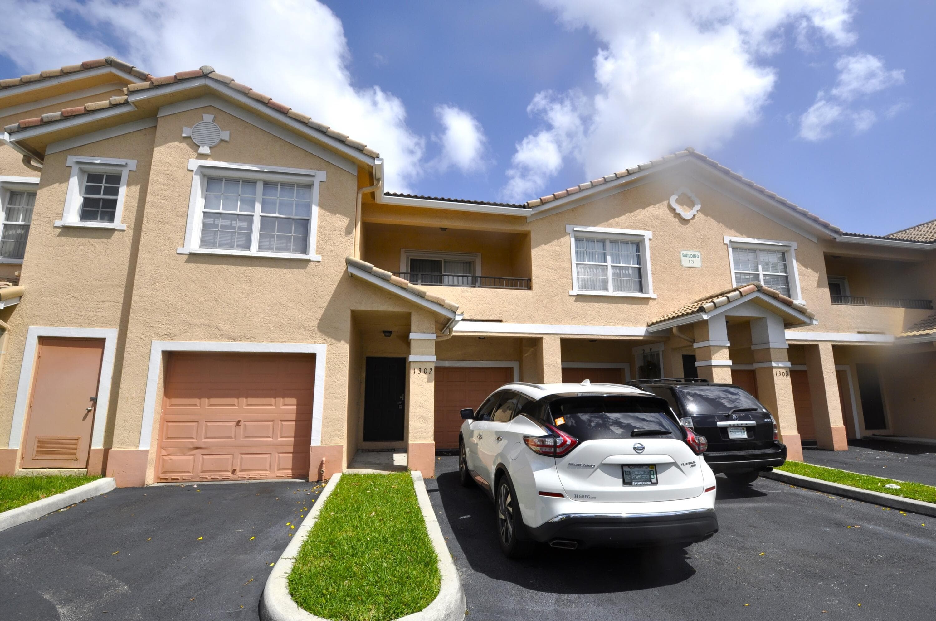 1302 Belmont Lane 1302, North Lauderdale, FL 33068 — photo 1 of 16