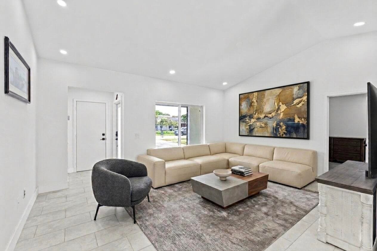 11831 NW 38th Place, Sunrise, FL 33323 — photo 9 of 35