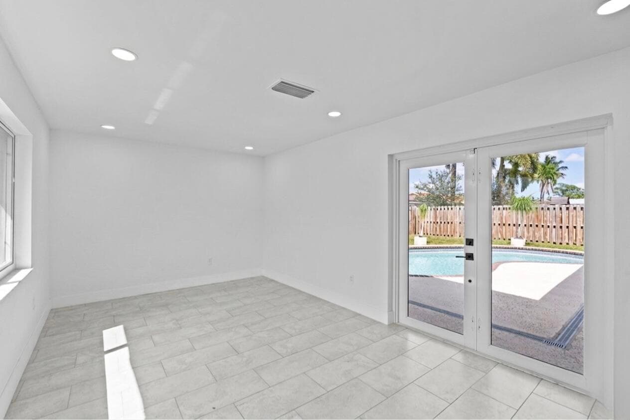 11831 NW 38th Place, Sunrise, FL 33323 — photo 20 of 35