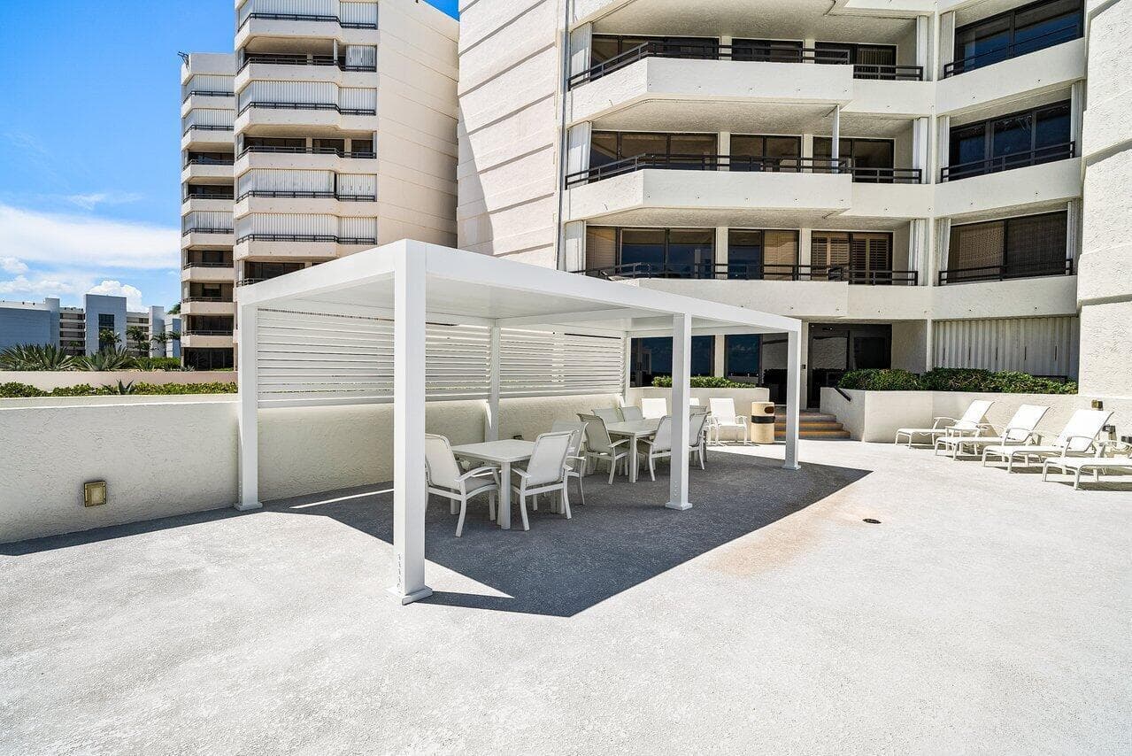3560 S Ocean Boulevard 809, South Palm Beach, FL 33480 — photo 31 of 40