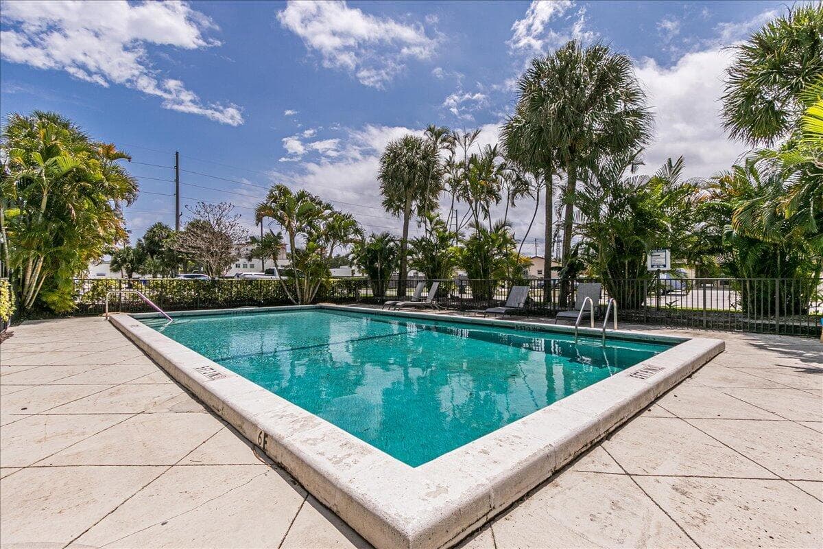 201 SW 1st Street 9, Boca Raton, FL 33432 — photo 37 of 38