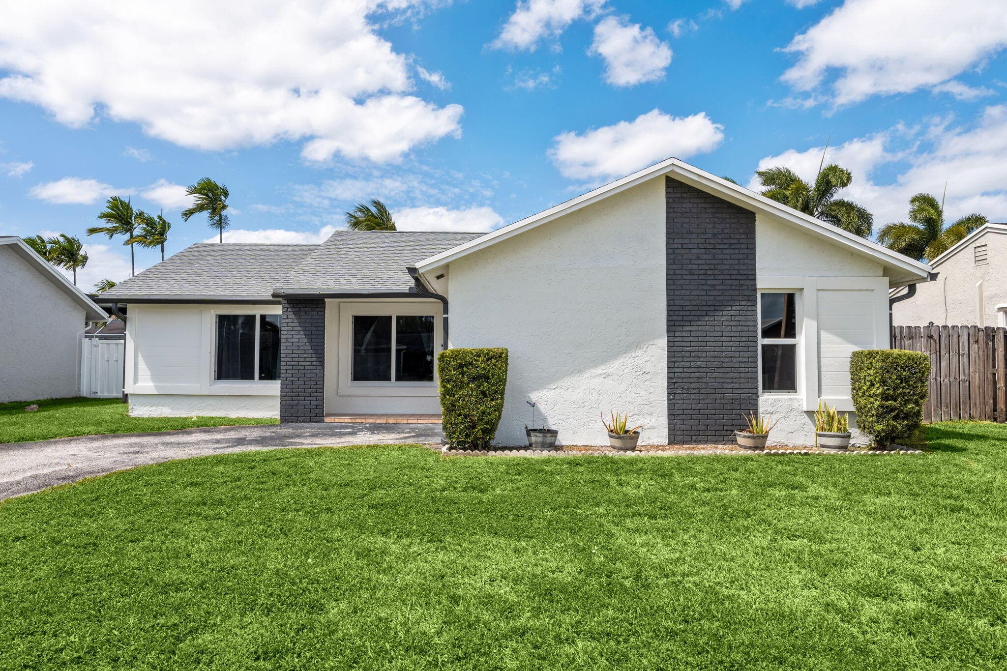 11831 NW 38th Place, Sunrise, FL 33323 — photo 1 of 35