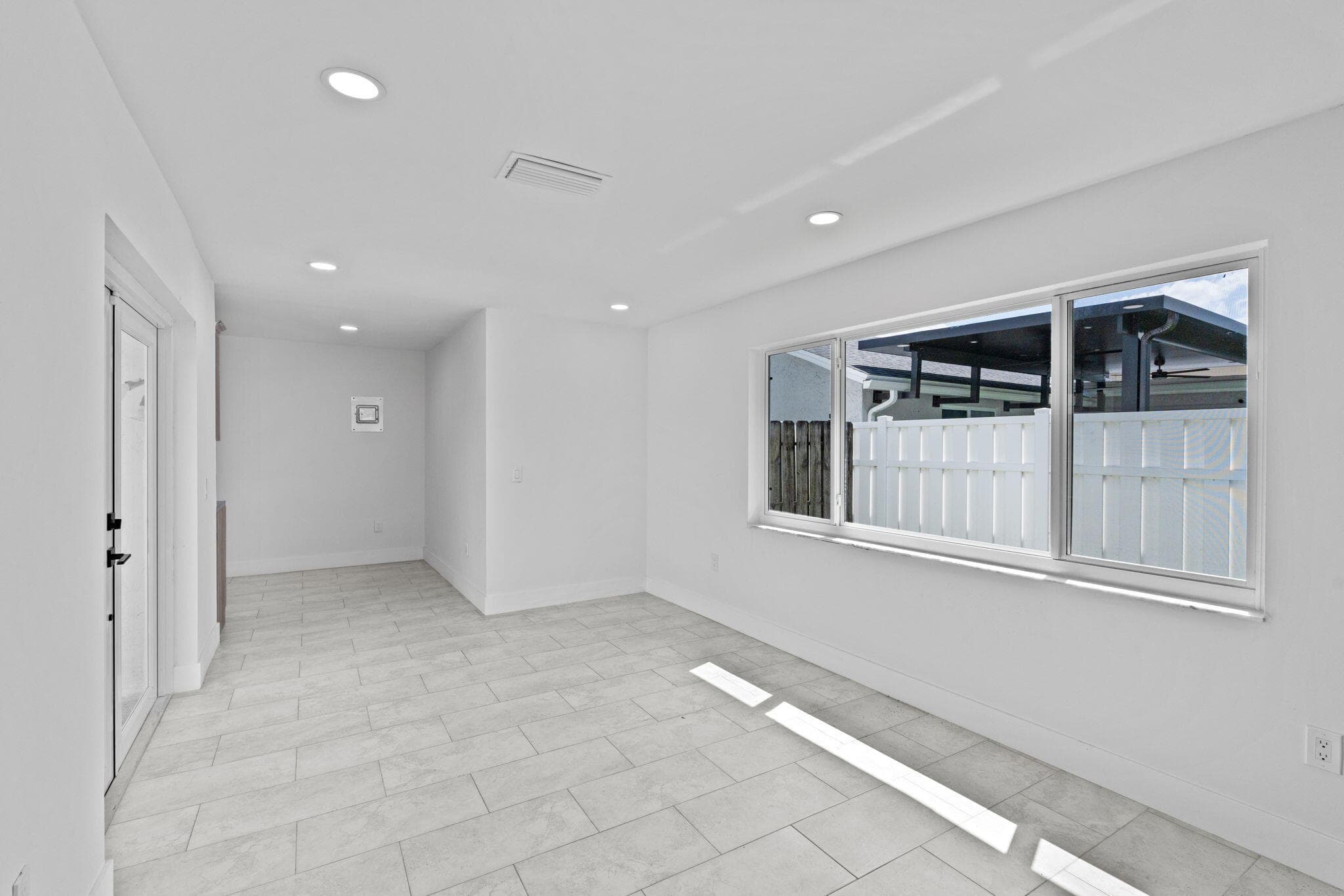 11831 NW 38th Place, Sunrise, FL 33323 — photo 21 of 35