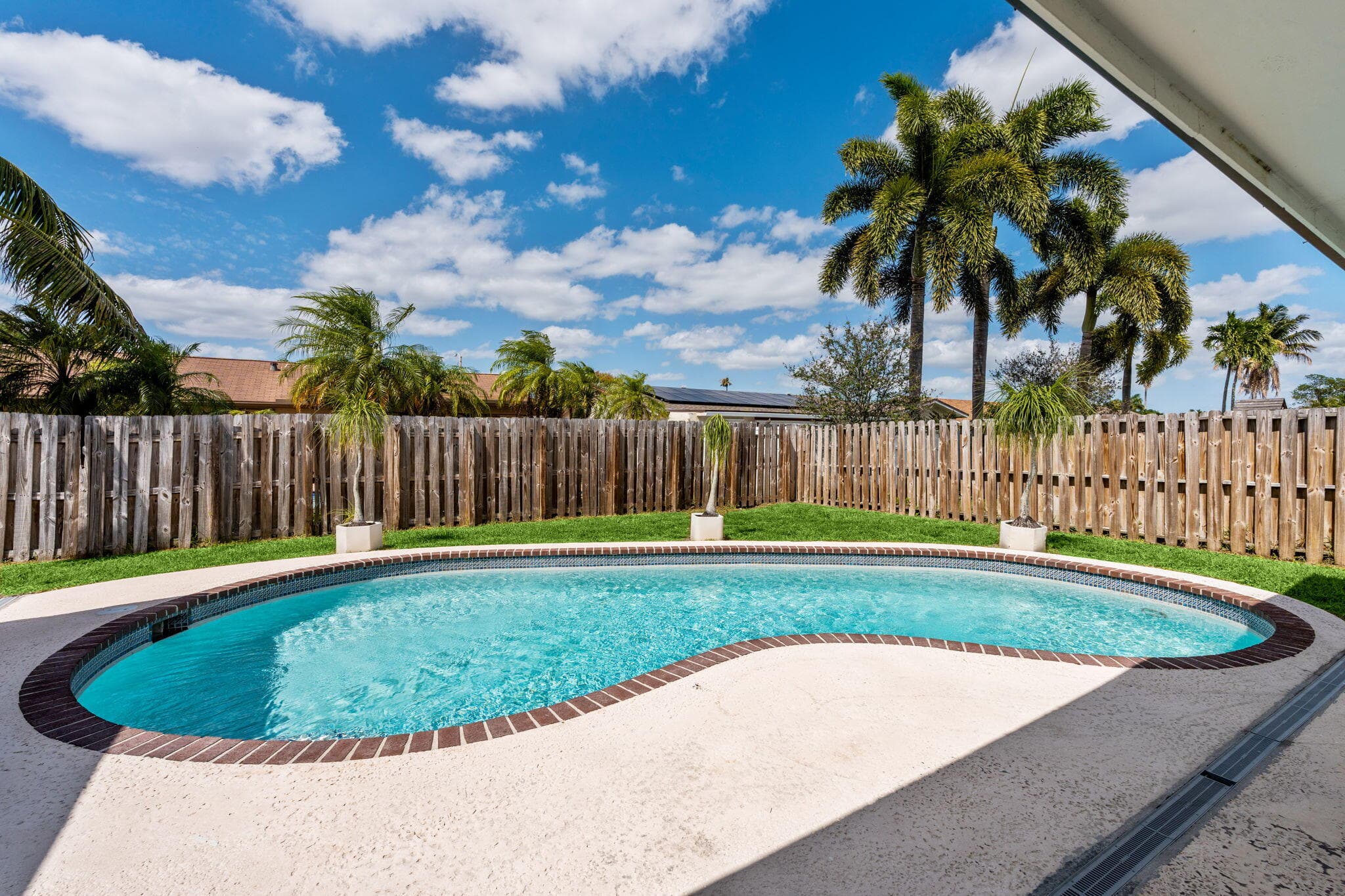 11831 NW 38th Place, Sunrise, FL 33323 — photo 6 of 35