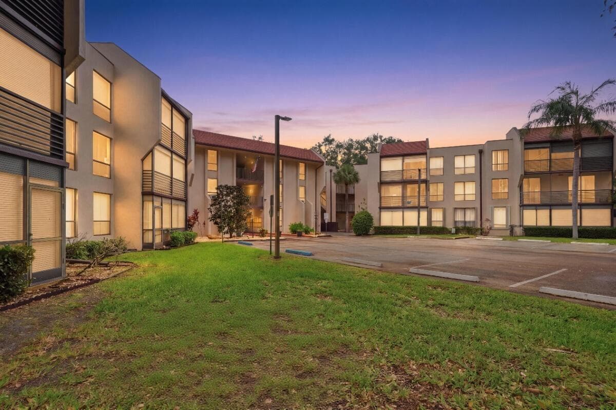 6751 N University Drive Unit 212, Tamarac, FL 33321 — photo 1 of 55