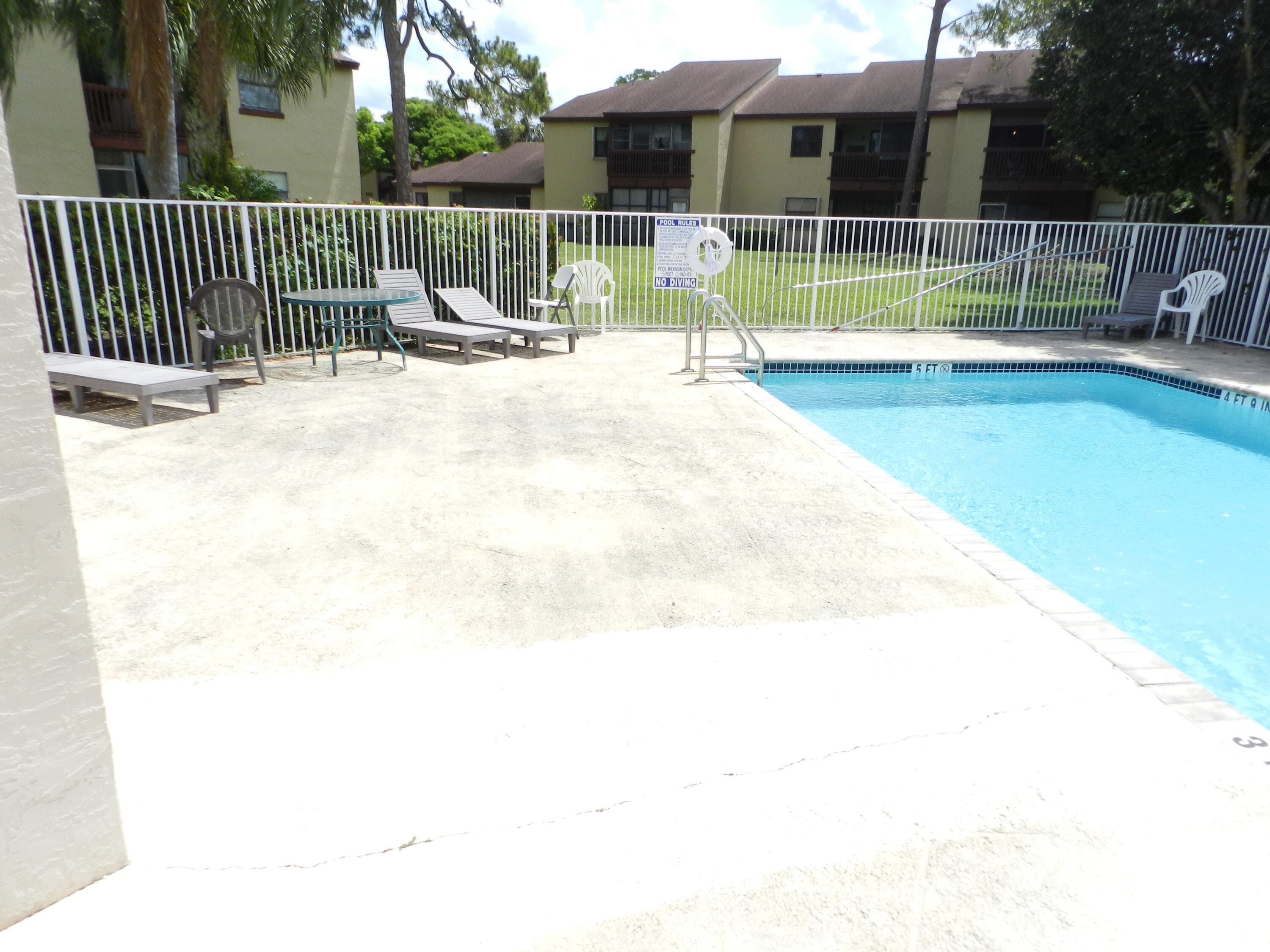 1110 E Lakeview Dr Drive E, Royal Palm Beach, FL 33411 — photo 19 of 21
