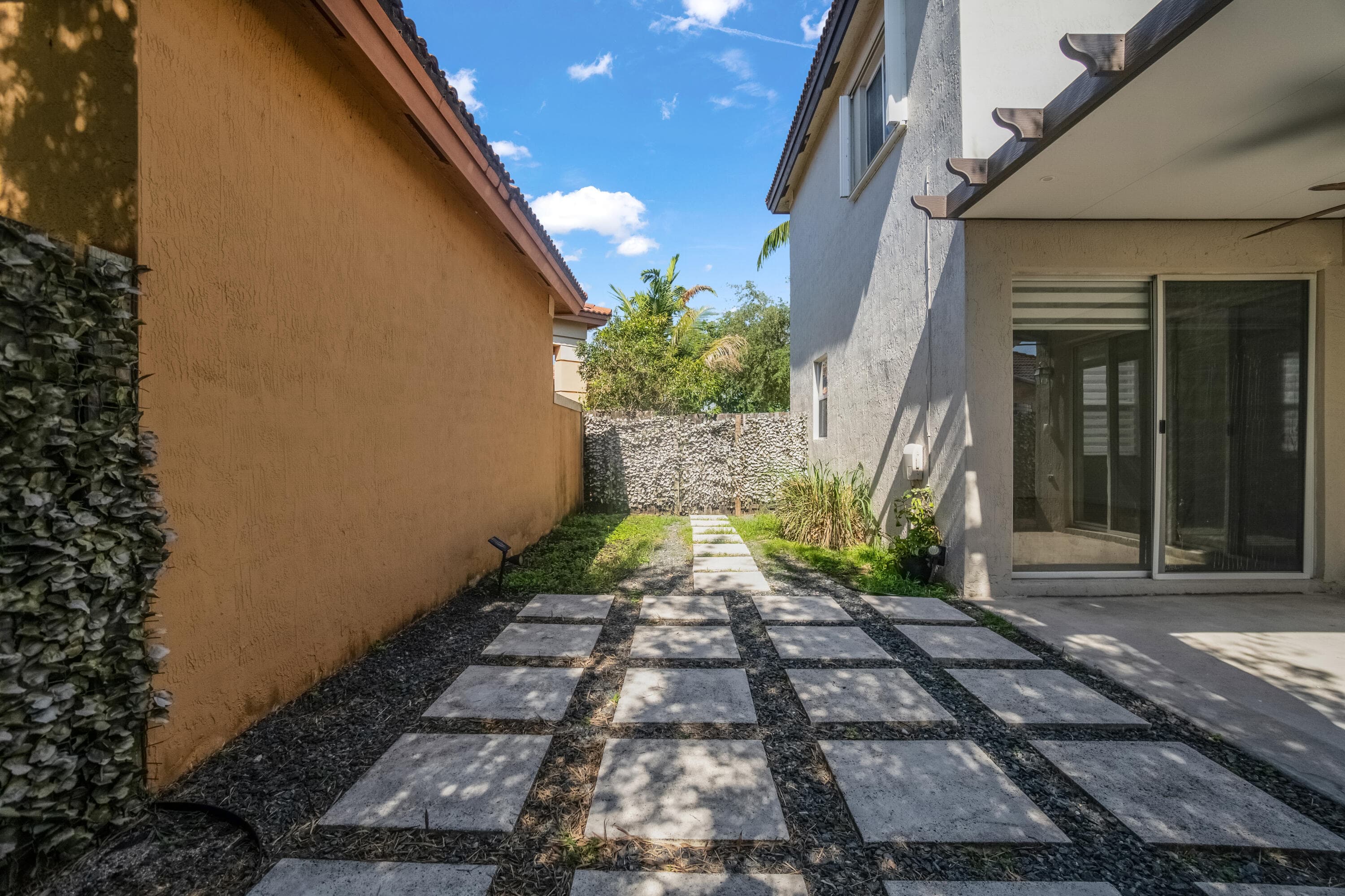 9002 SW 214th Lane, Cutler Bay, FL 33189 — photo 30 of 38