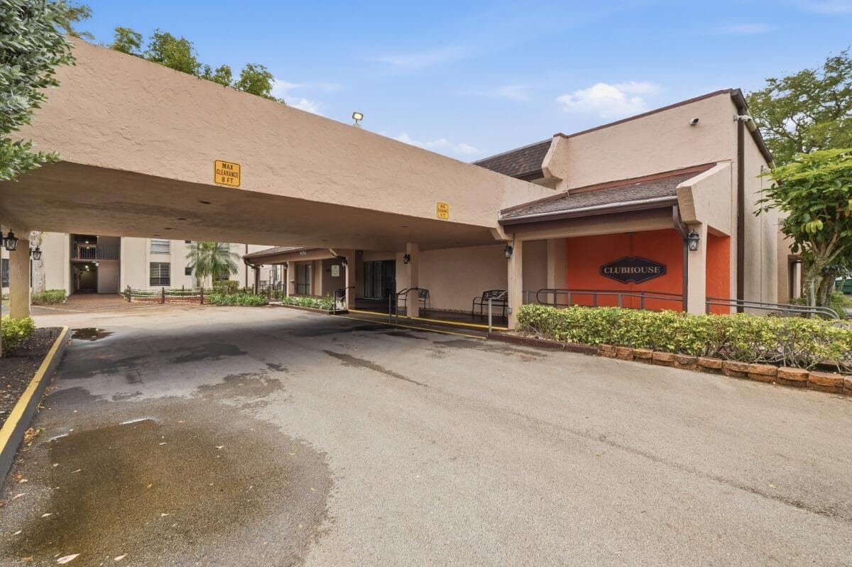 6751 N University Drive Unit 212, Tamarac, FL 33321 — photo 40 of 55