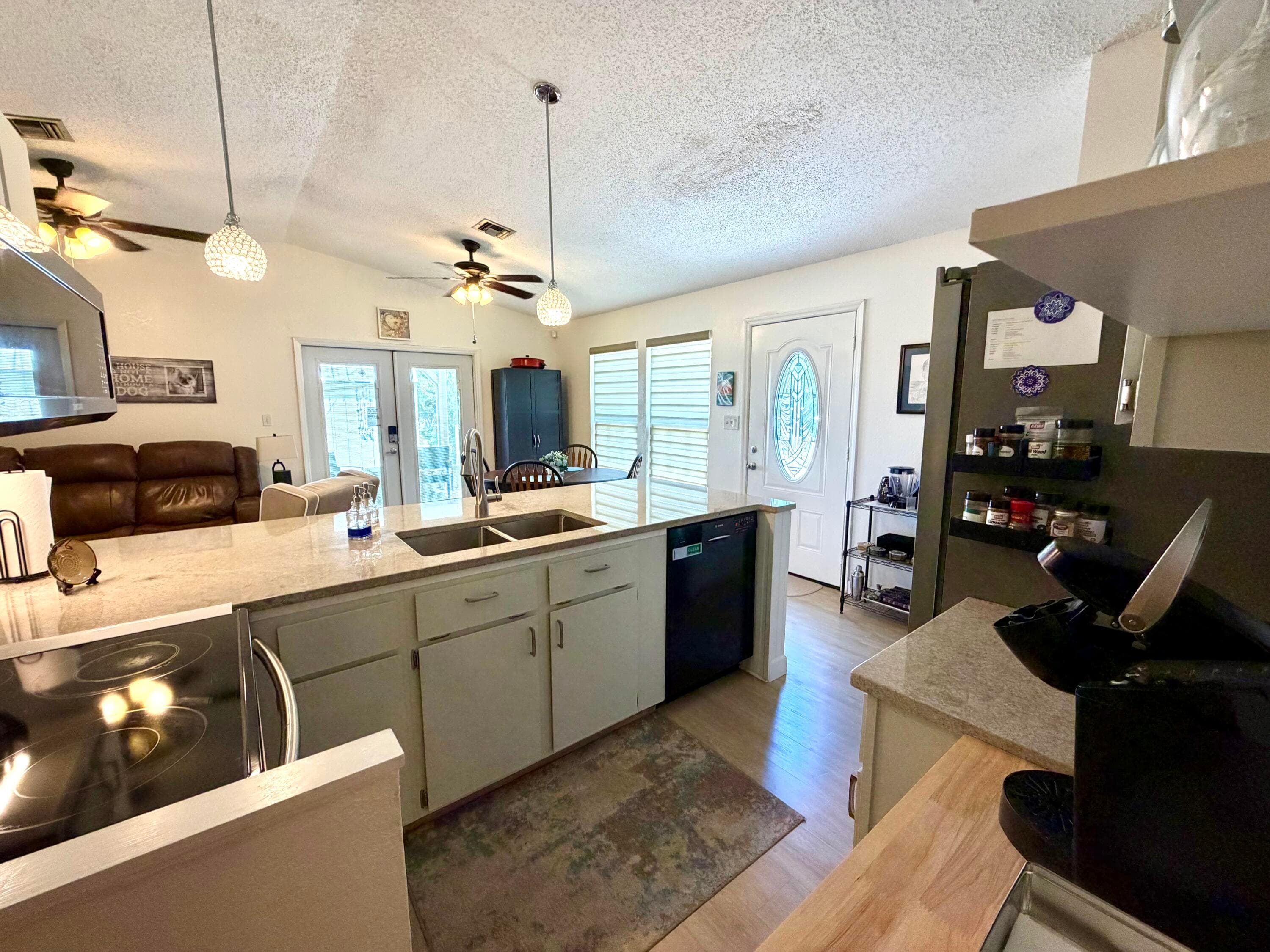 2326 SW 15th St Street SW, Vero Beach, FL 32962 — photo 11 of 28