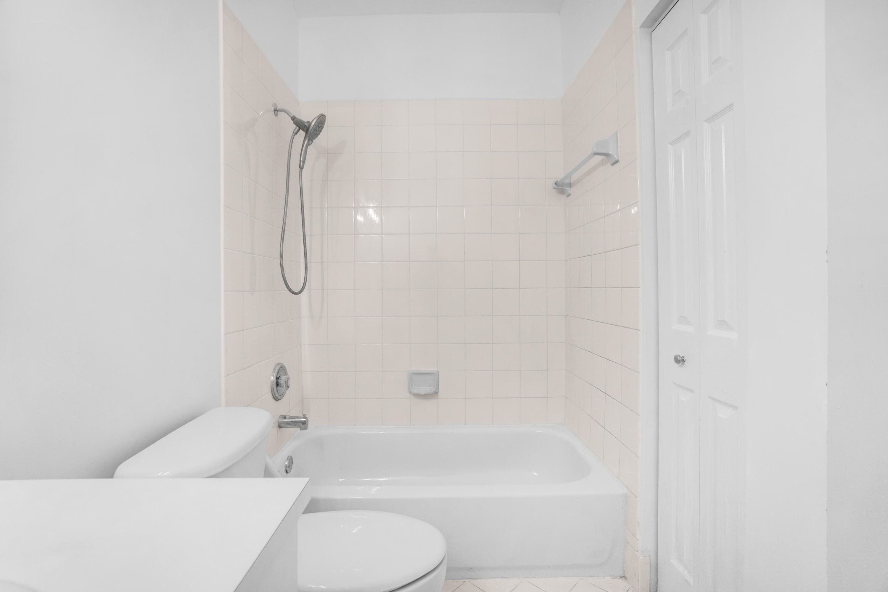 9002 SW 214th Lane, Cutler Bay, FL 33189 — photo 19 of 38