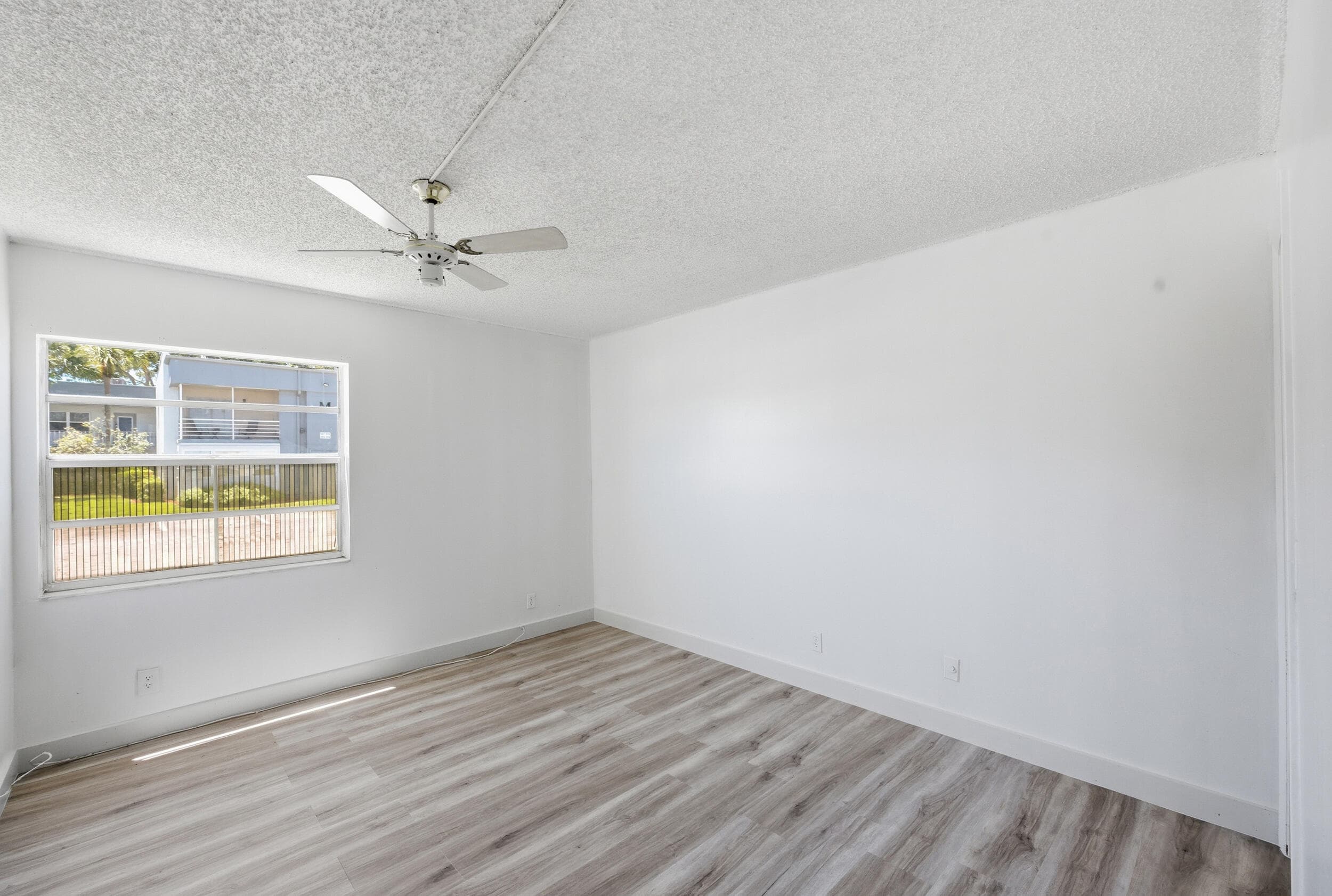452 Normandy J, Delray Beach, FL 33484 — photo 8 of 38