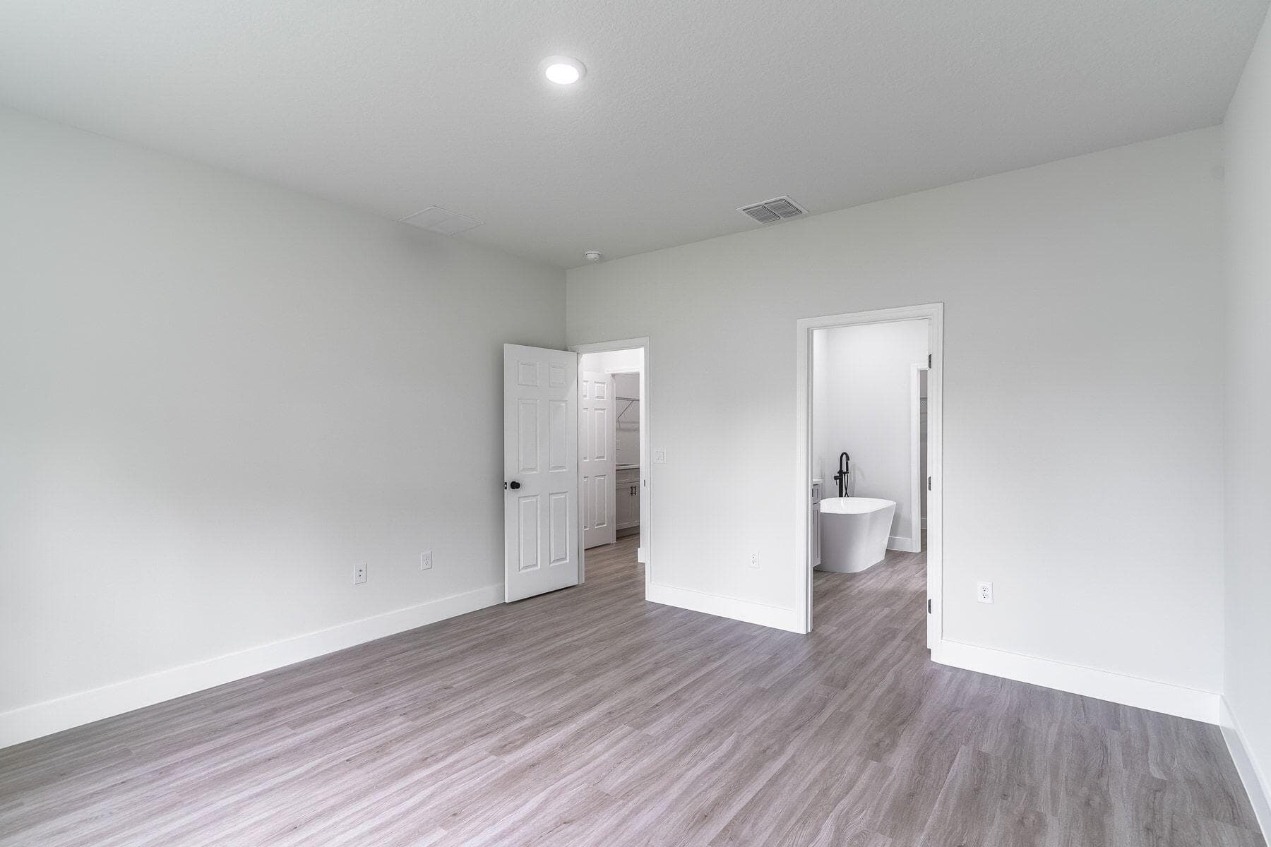 983 NW Pace Dr Drive NW, Palm Bay, FL 32907 — photo 20 of 44