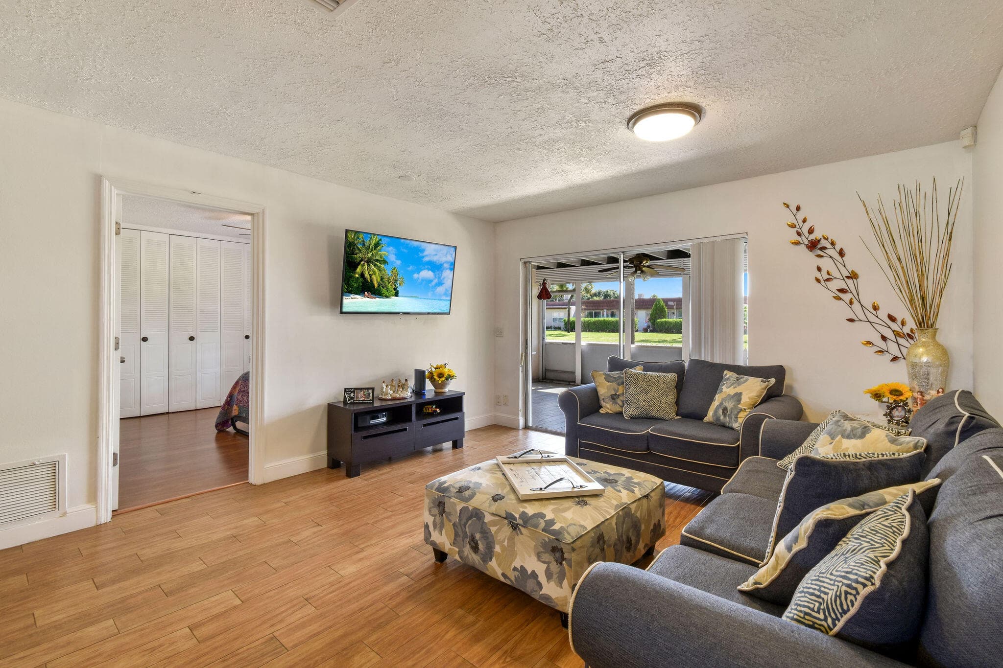 5800 Fernley Dr W 64, West Palm Beach, FL 33415 — photo 2 of 42